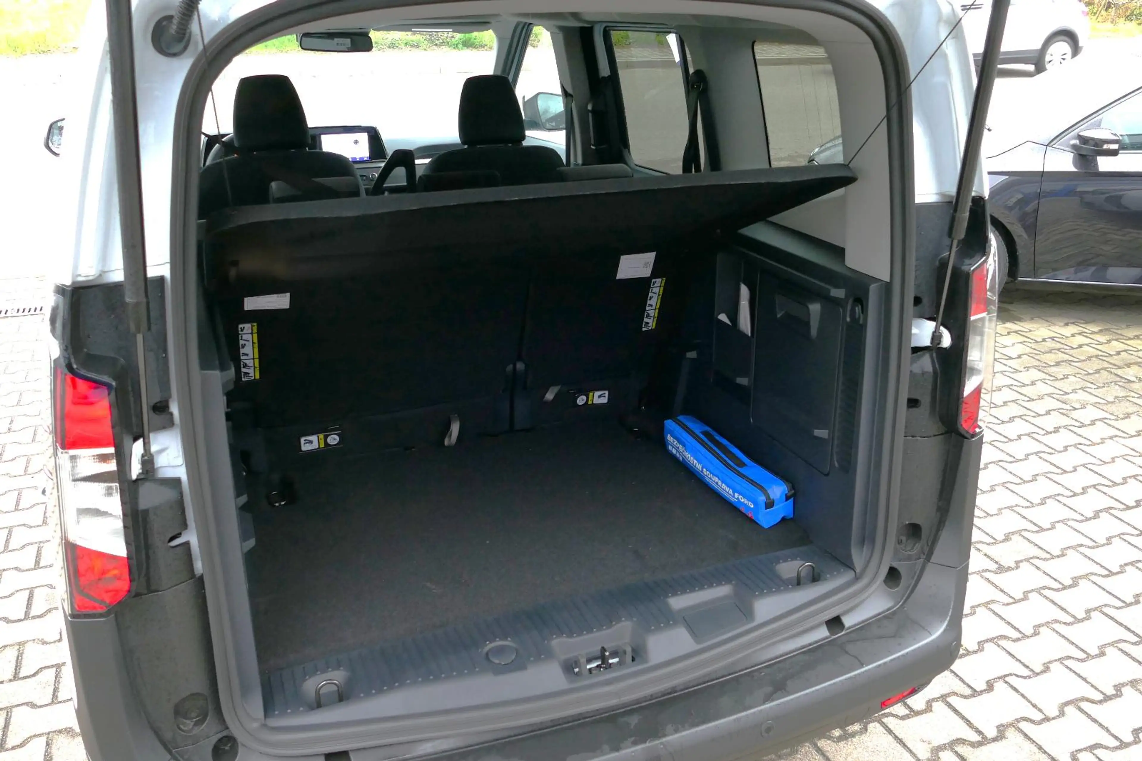 Ford Tourneo Titanium*CAM*APP*KLIMAAUTO — photo 14