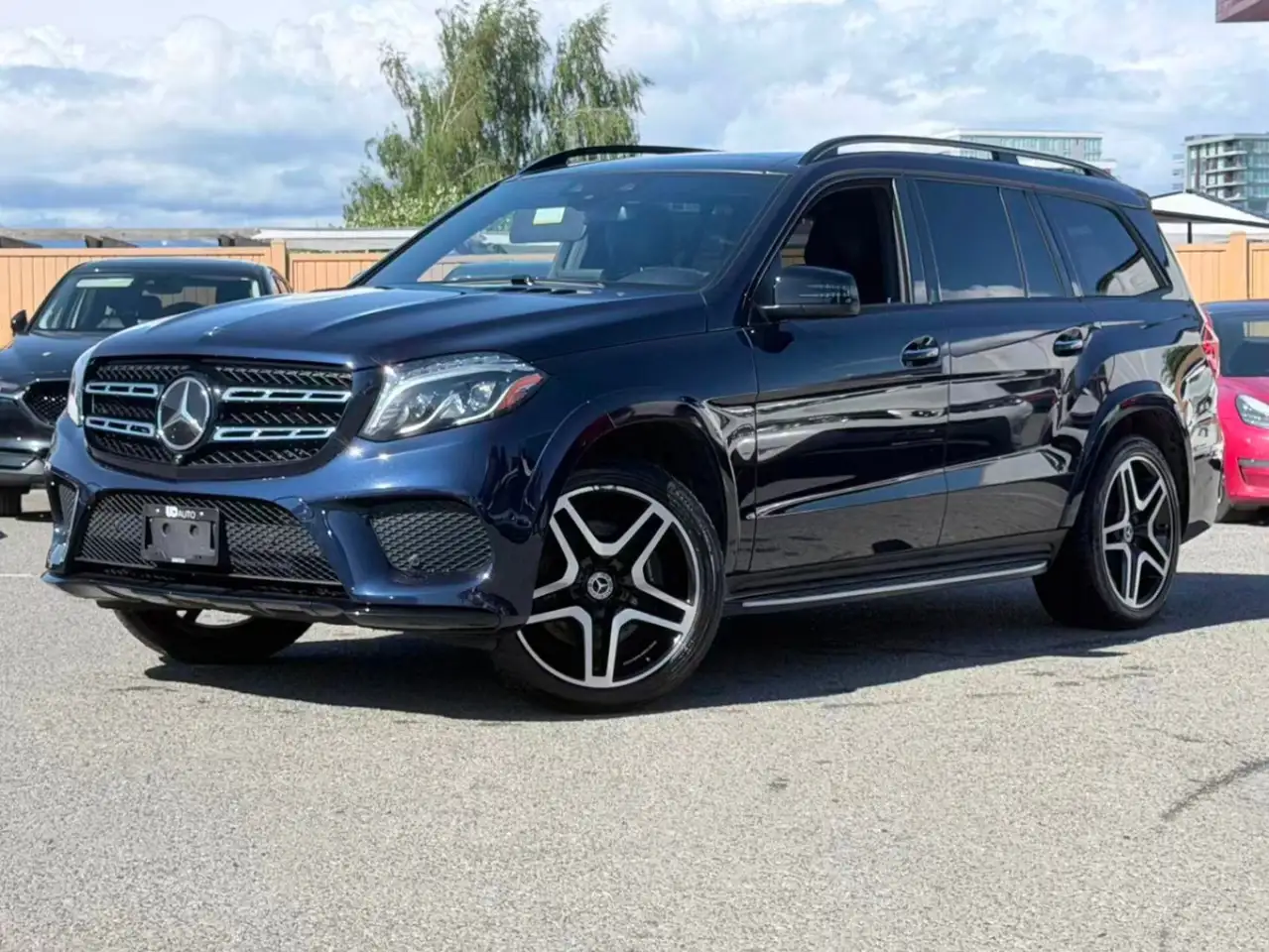 Mercedes-Benz GLS снимка Mercedes-Benz GLS