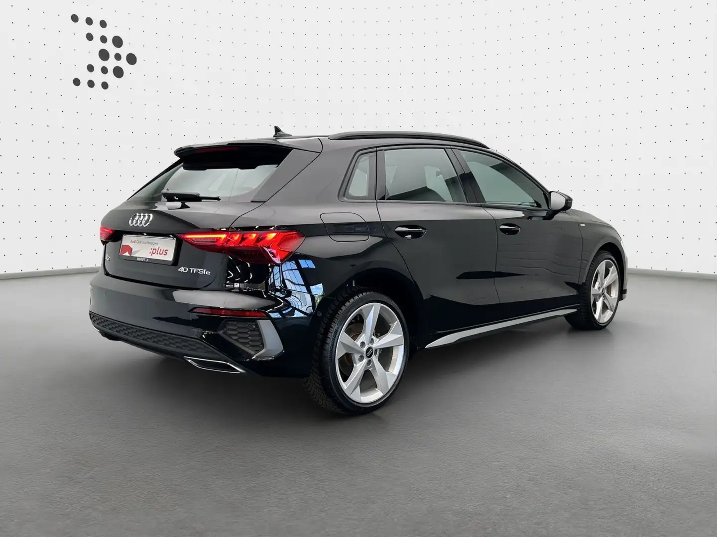 Audi A3 40 TFSI e S line*LED*Einparkhilfe*T Schwarz - 2