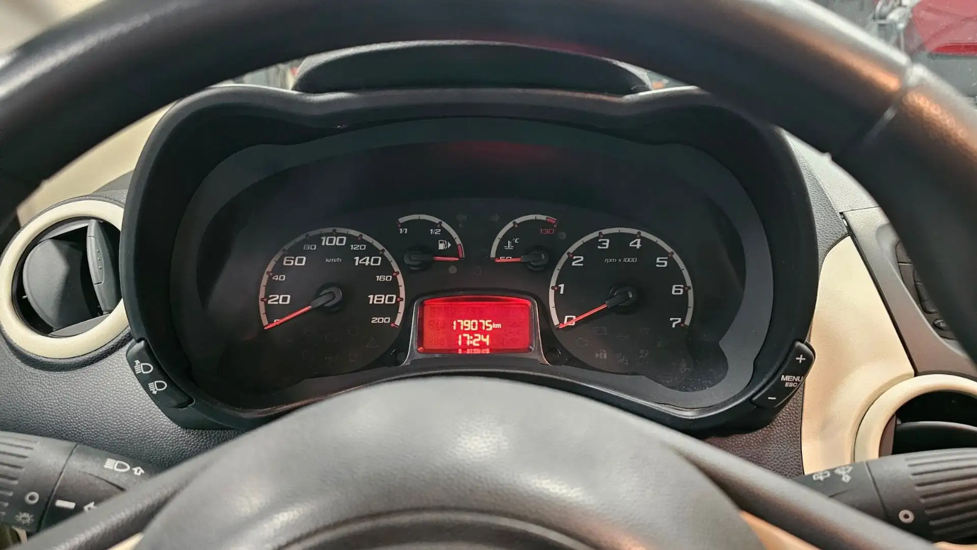 Ford Ka/Ka+ Champions Edition Klima MFL EFH Weiß - 2