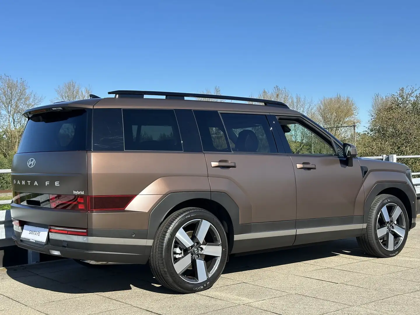 Hyundai SANTA FE 1.6 T-GDI HEV Premium 7p. Nieuw model! Full Hybrid Bruin - 2