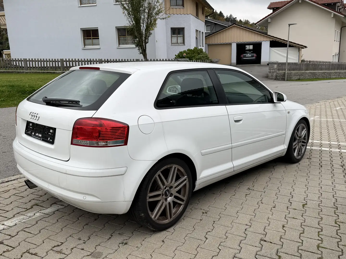 Audi A3 8p sportback - 1