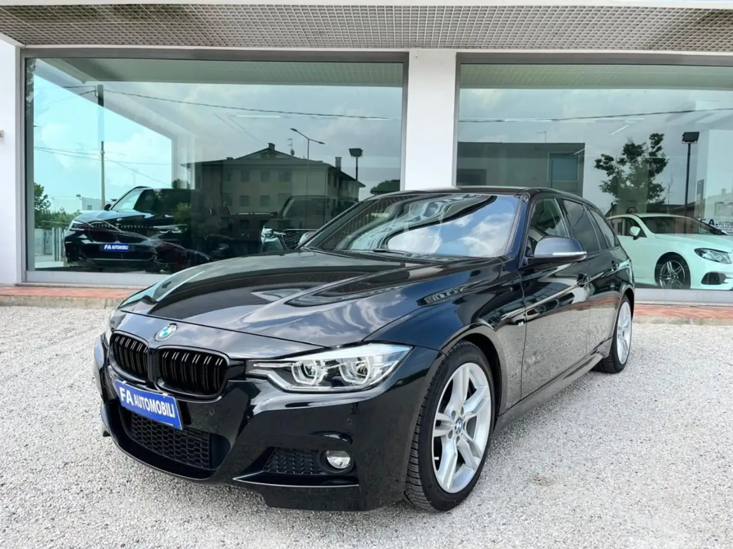BMW 318 d Touring Msport Autom. Nero - 2