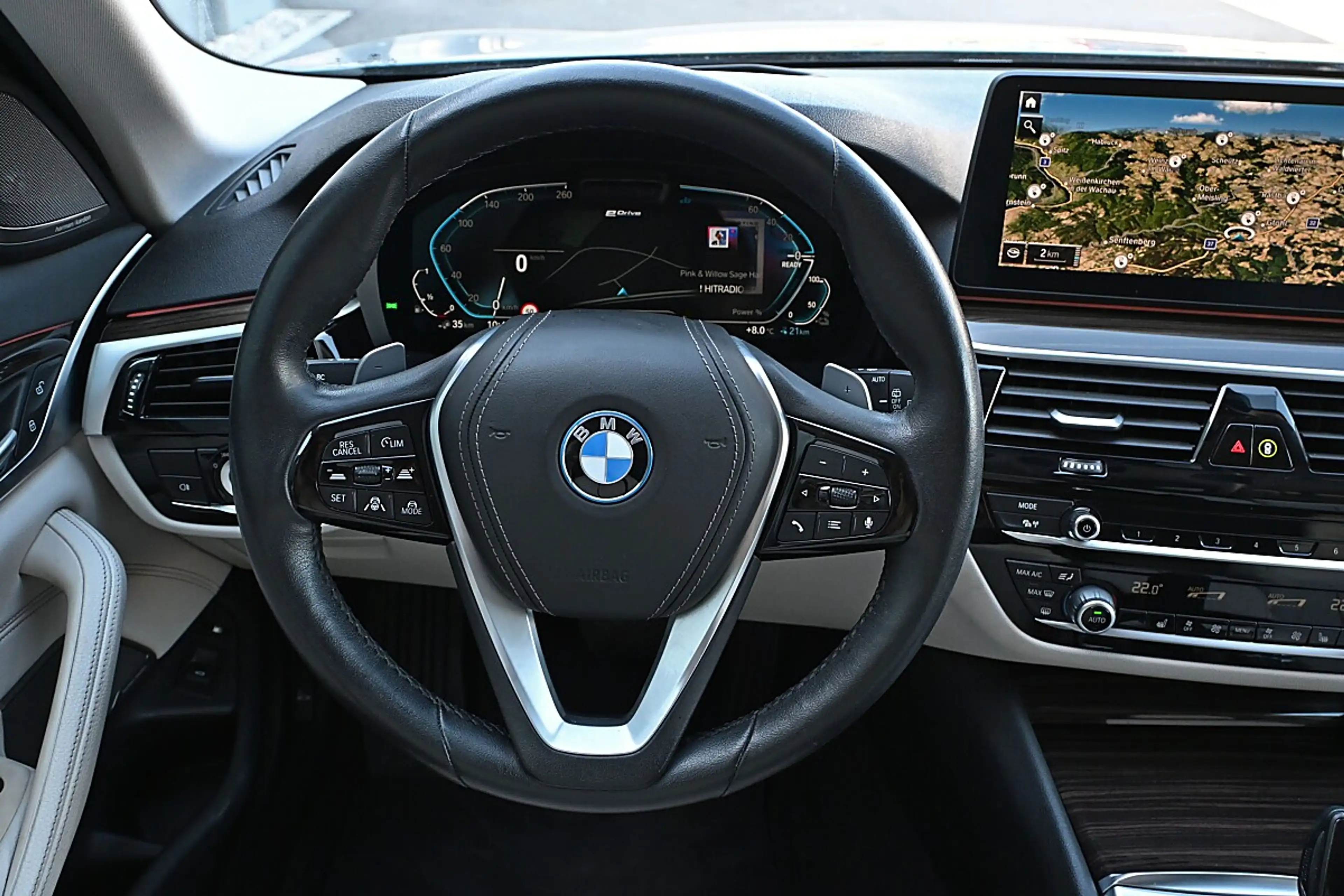 BMW 530 e xDrive Touring Aut. NP €88k ACC, AHK elektr.,... — photo 14