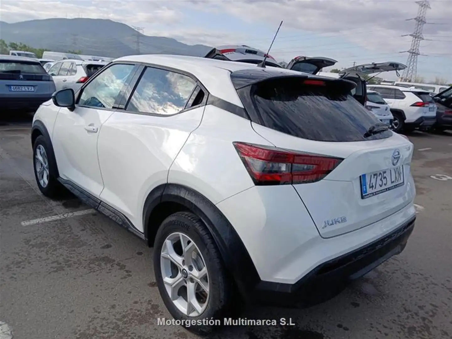 Nissan Juke DIG-T 84 kW (114 CV) 6M/T Acenta - 2