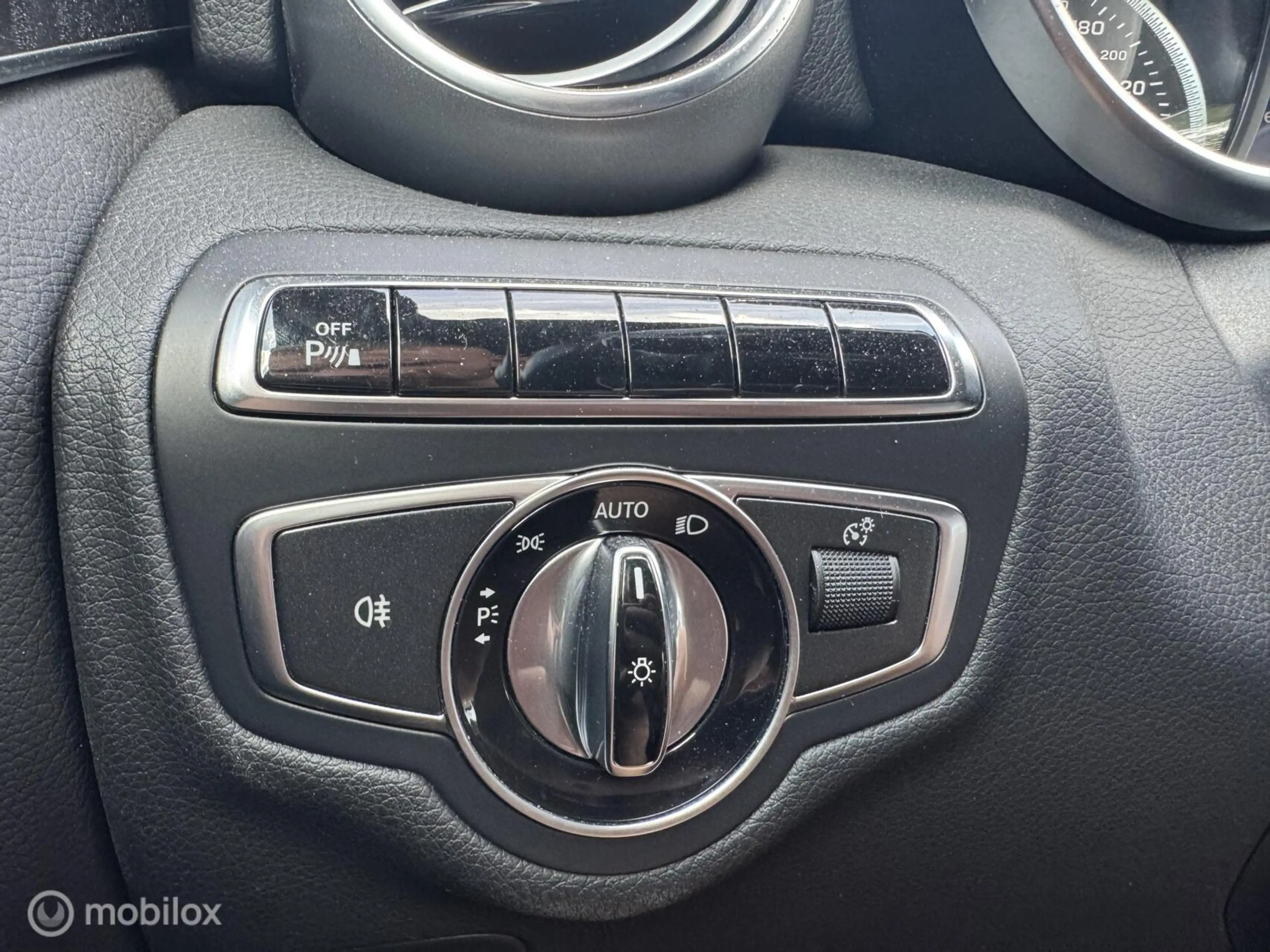 Mercedes-Benz C 350 Estate 350e PHEV Lease Edition | Camera — photo 12