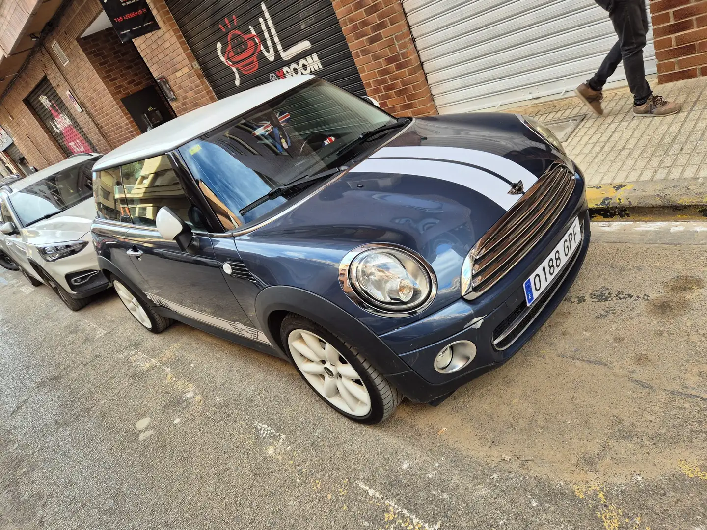 MINI Cooper D 1.6D 110cv llantas 17. - 1
