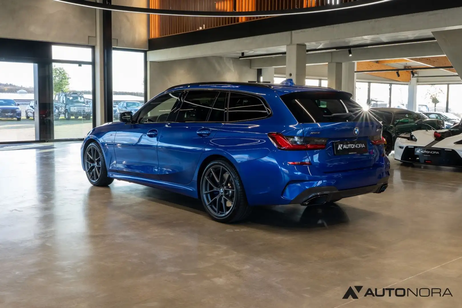 BMW 340 xDrive Touring Laser Head-Up ACC 360° Blau - 2