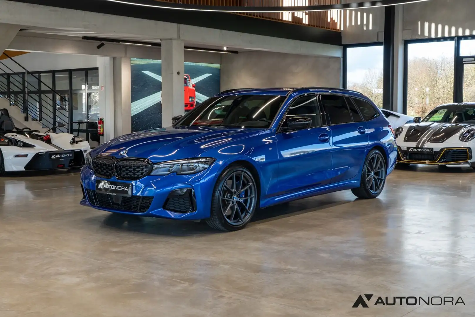 BMW 340 xDrive Touring Laser Head-Up ACC 360° Blau - 1