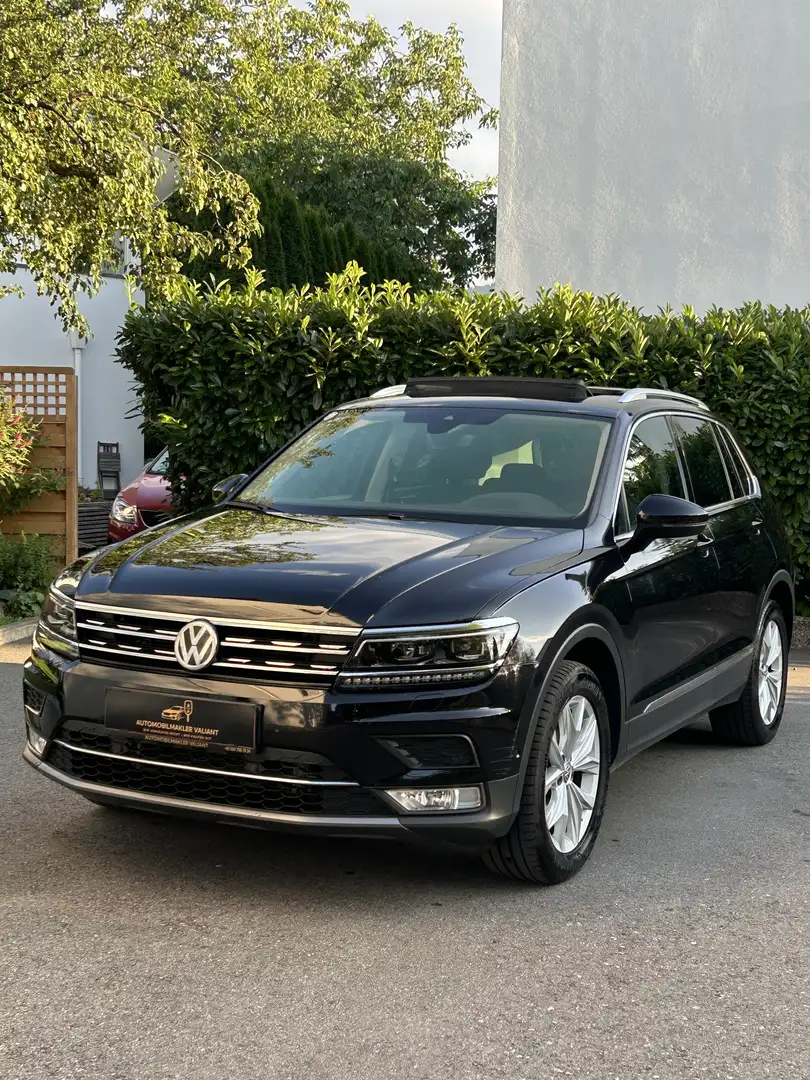 Volkswagen Tiguan 2,0 TDI SCR 4Motion Highline DSG Schwarz - 2