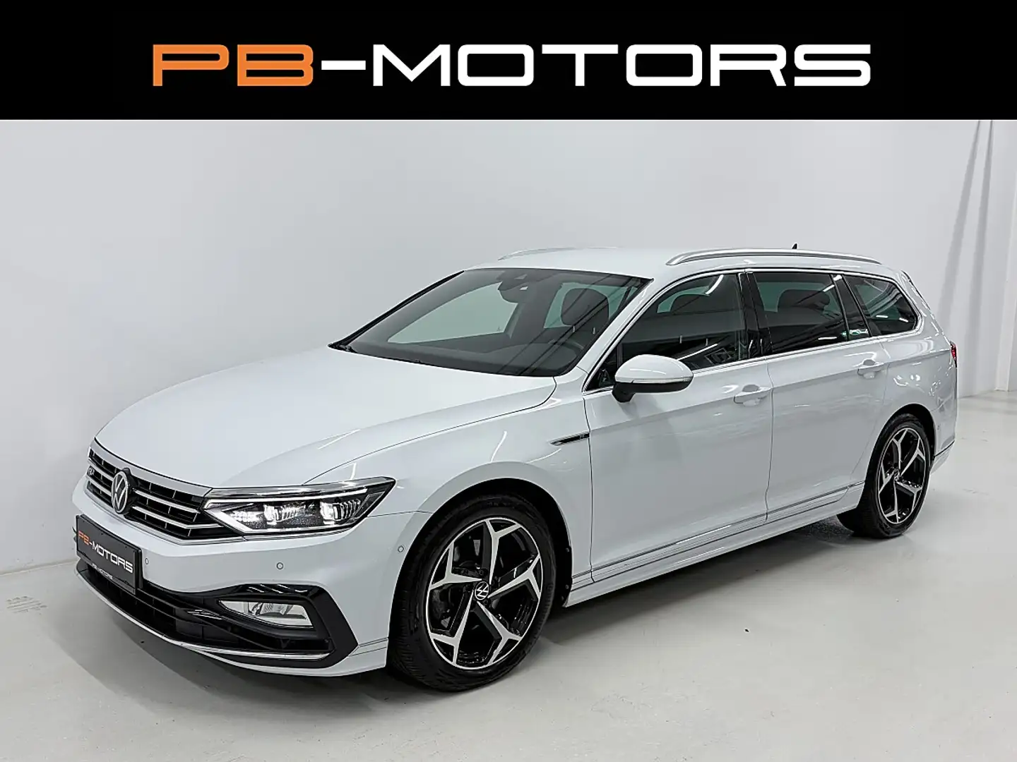 Volkswagen Passat Variant 2.0 TDI DSG R-Line IQ Light Assistenten AHK Sta... Weiß - 1