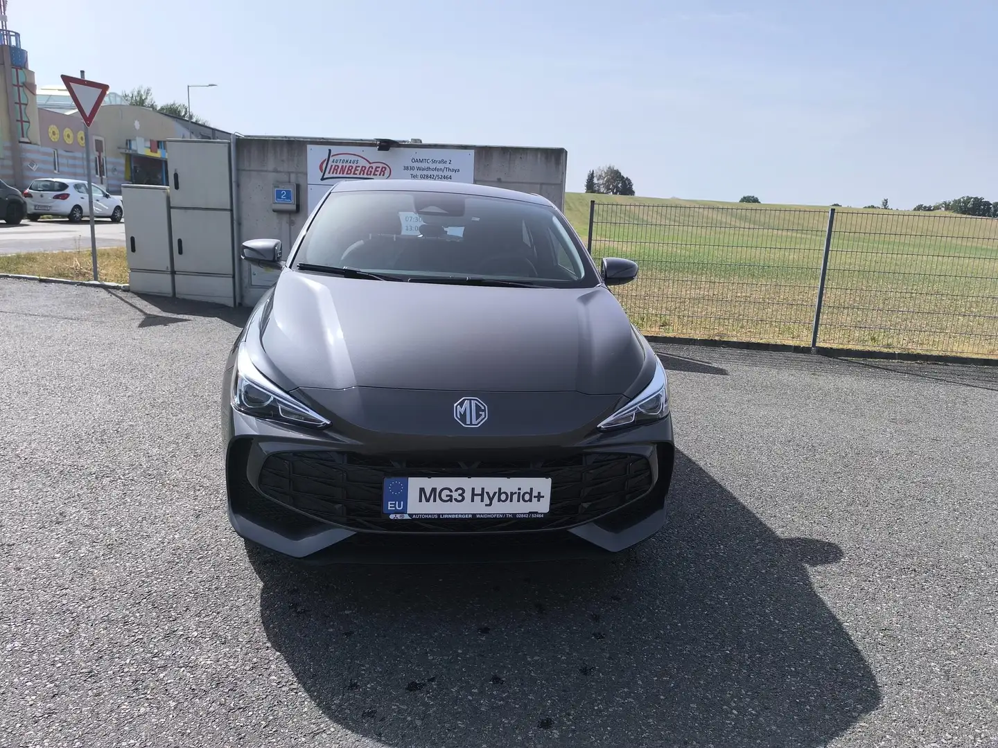 MG MG3 1,5 HEV Comfort MY26 Grau - 2