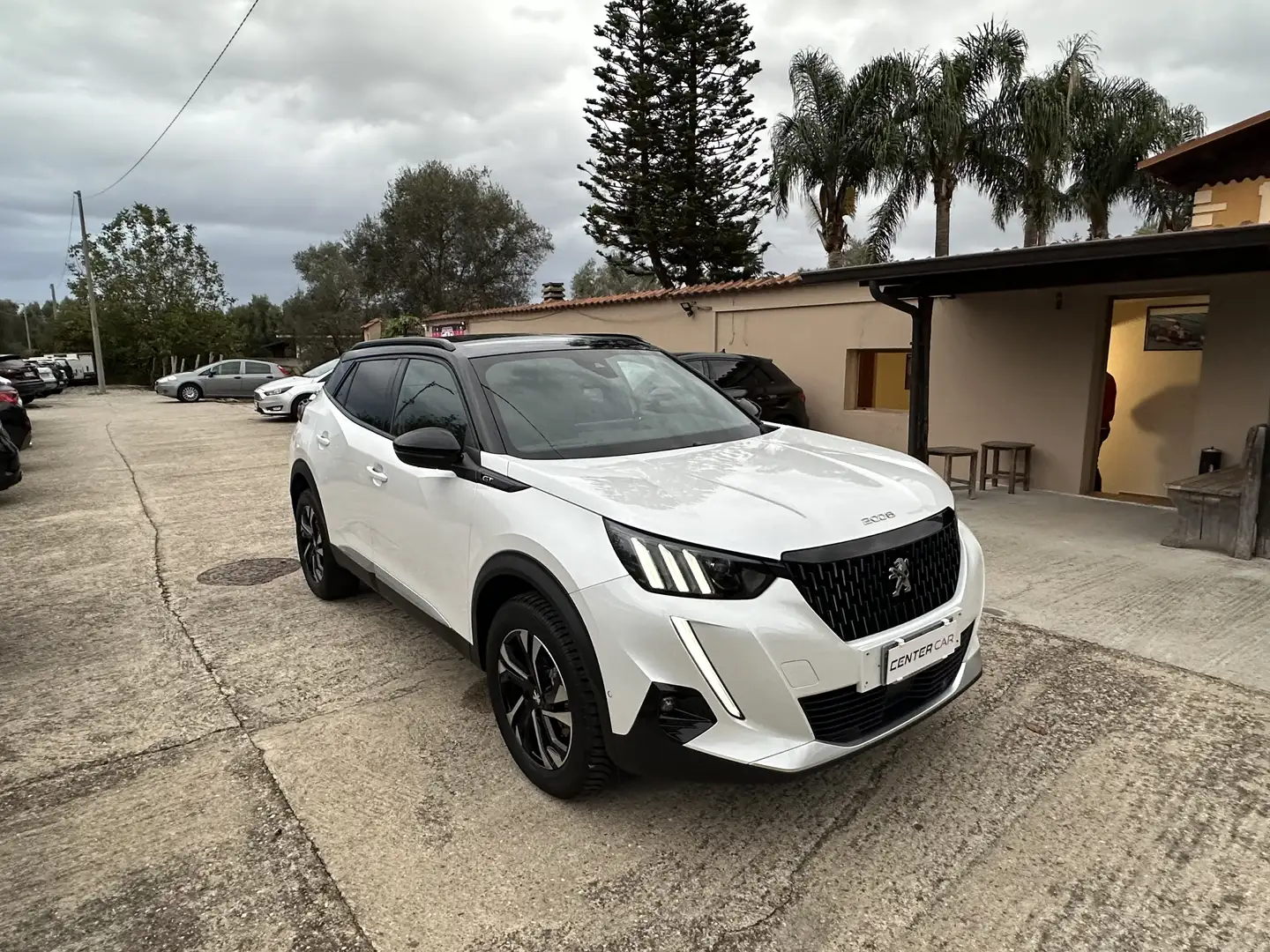 Peugeot 2008 1.5 bluehdi GT Pack s&s 130cv eat8 - 1