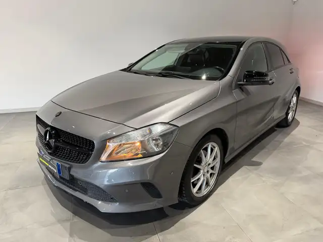 Mercedes-Benz A 180