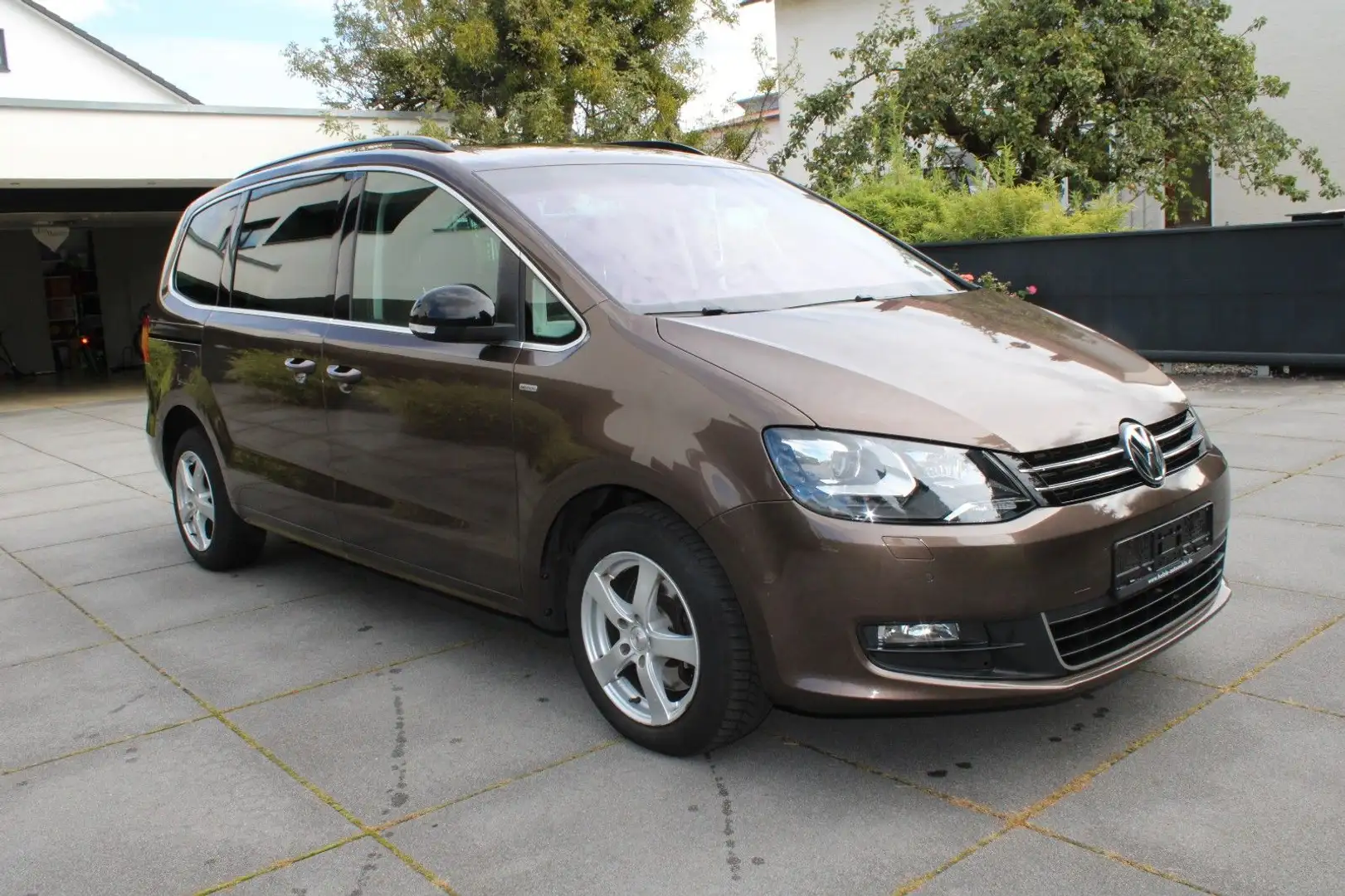 Volkswagen Sharan Match BMT **XENON/NAVI/CAM** Braun - 2