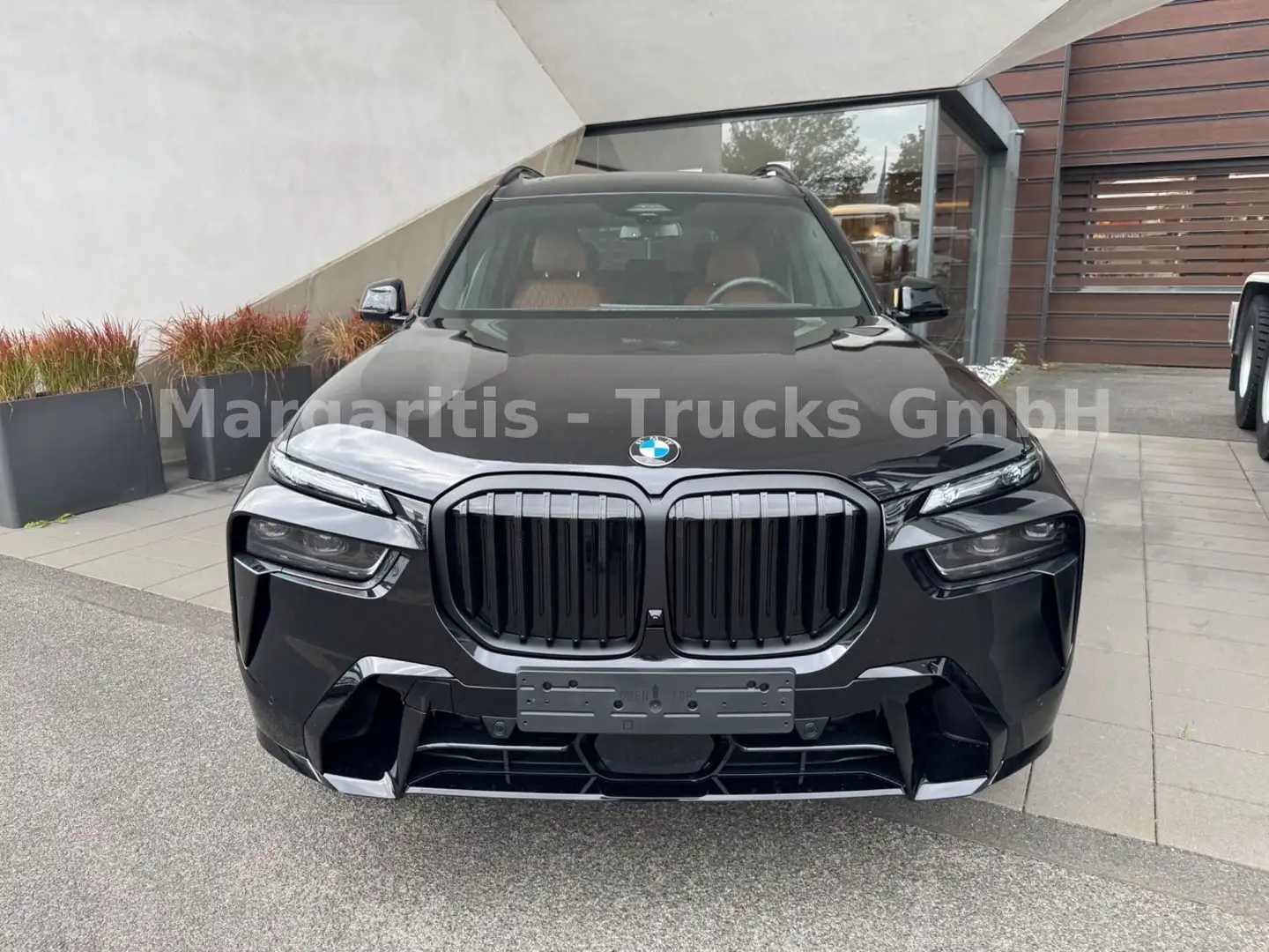 BMW X7 xDrive40d/M Sportpaket Pro/23"/Pano/Kristall Fekete - 2