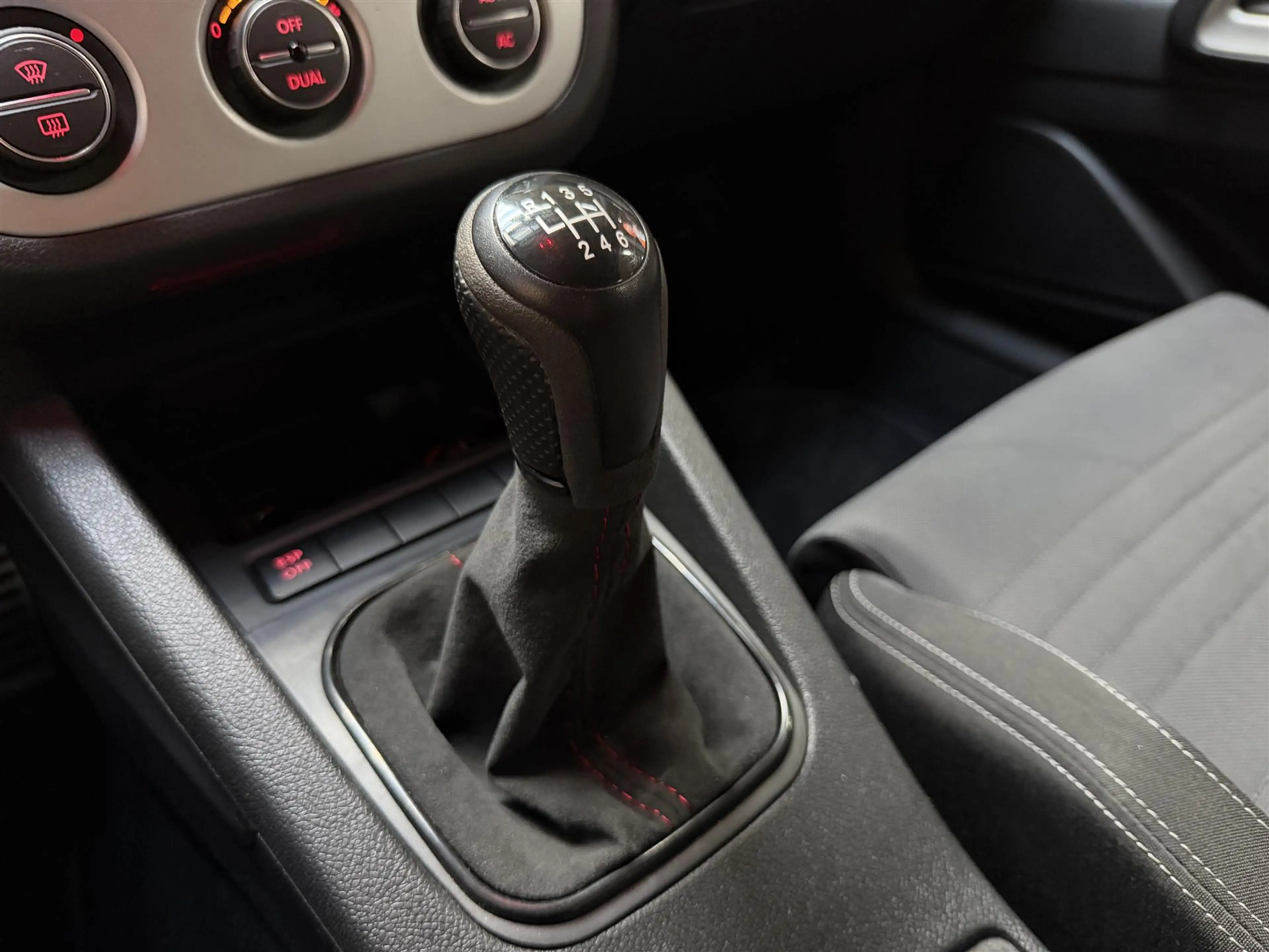 Volkswagen Scirocco 2.0 TSI Cruise | Control | Clima | NAVI | Maxton — photo 19