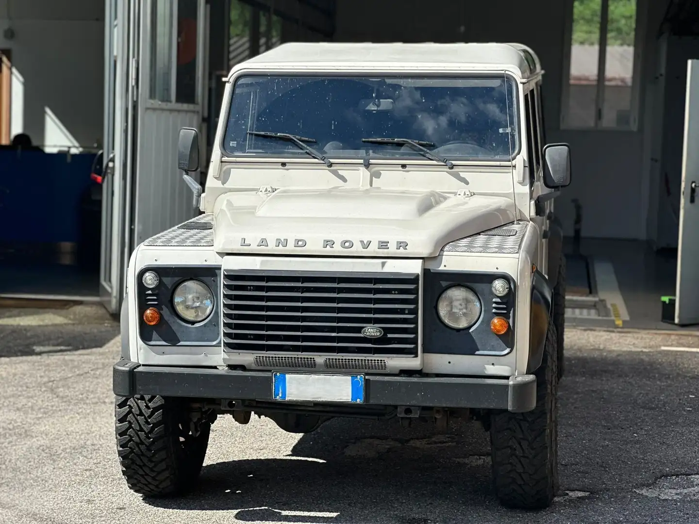 Land Rover Defender Defender 110 2.4 td Blanc - 2