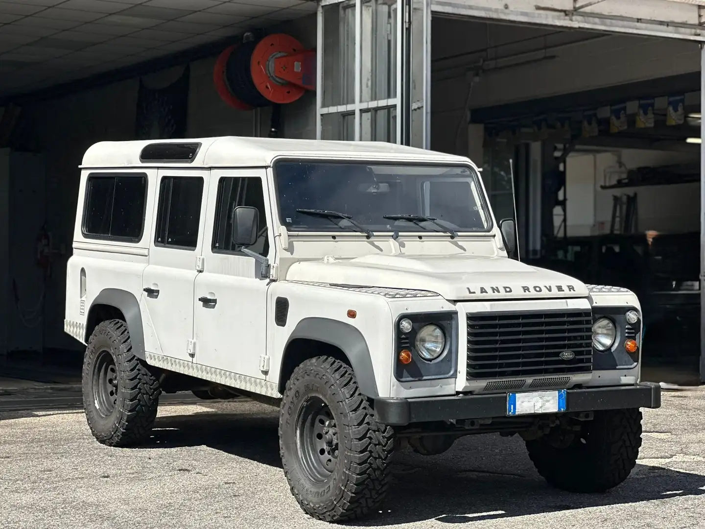 Land Rover Defender Defender 110 2.4 td Blanc - 1
