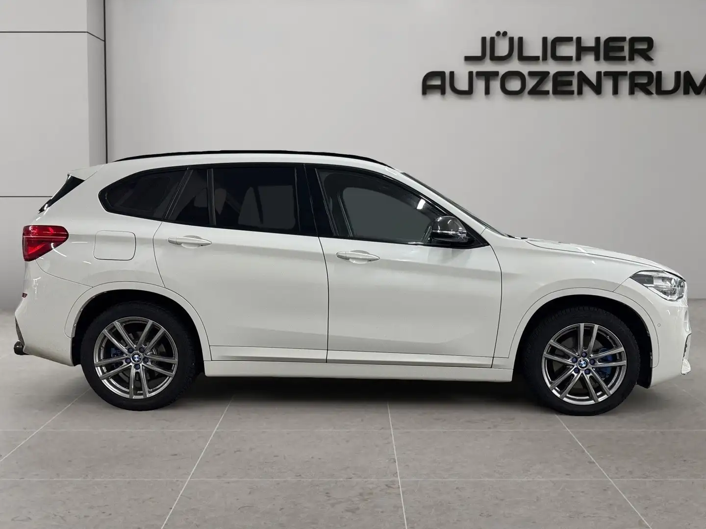 BMW X1 2.8i xDrive M Sport Automatik, Inspektin Neu Wit - 2