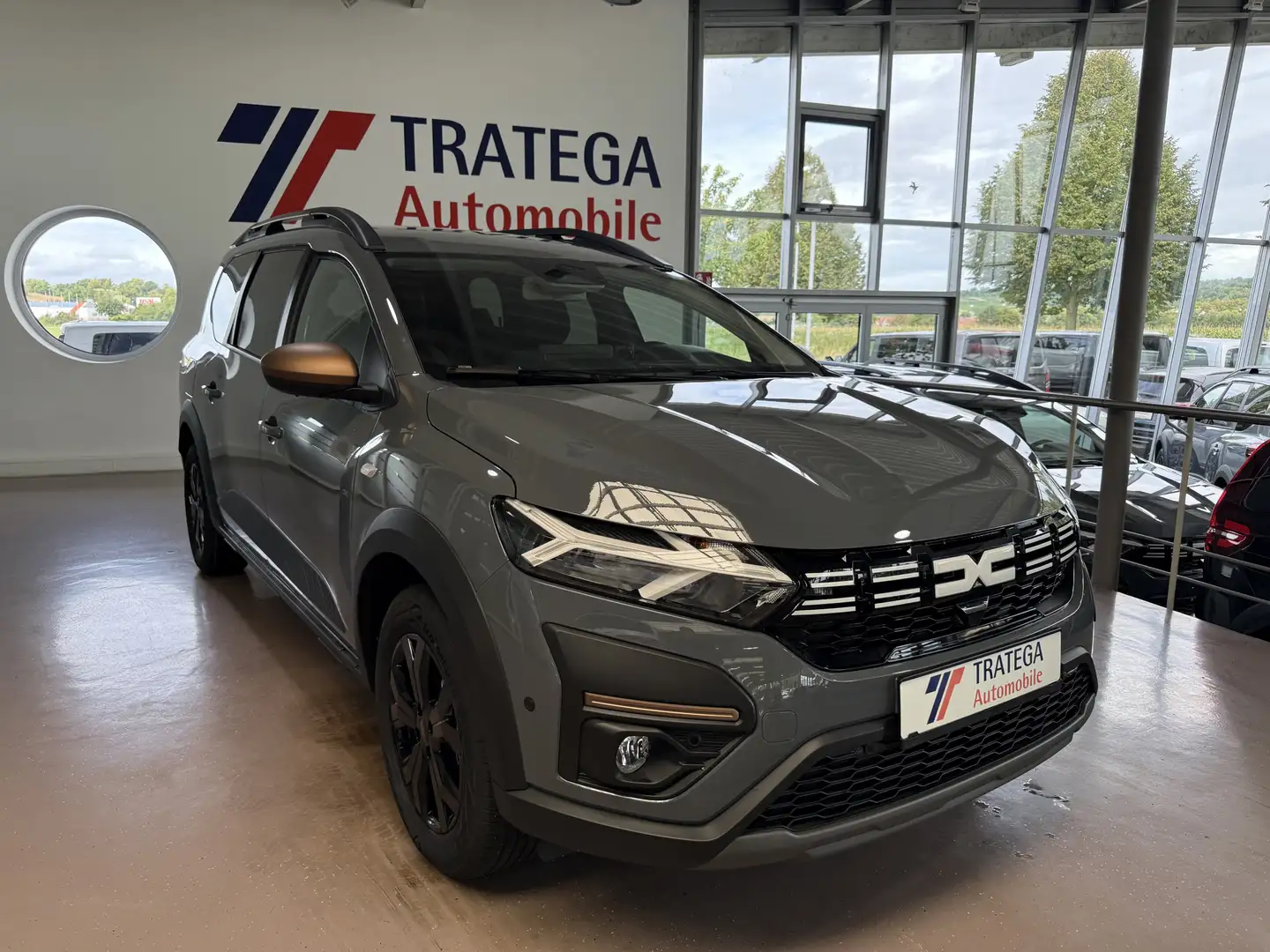Dacia Jogger Hybrid 140 Autom. Extreme 7-Sitzer City! Grigio - 1