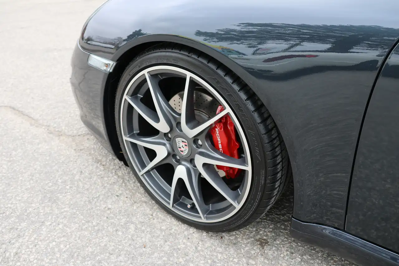 Porsche 911 снимка Porsche 911