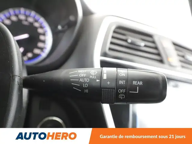 Suzuki SX4 S-Cross view 25