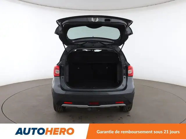 Suzuki SX4 S-Cross view 16