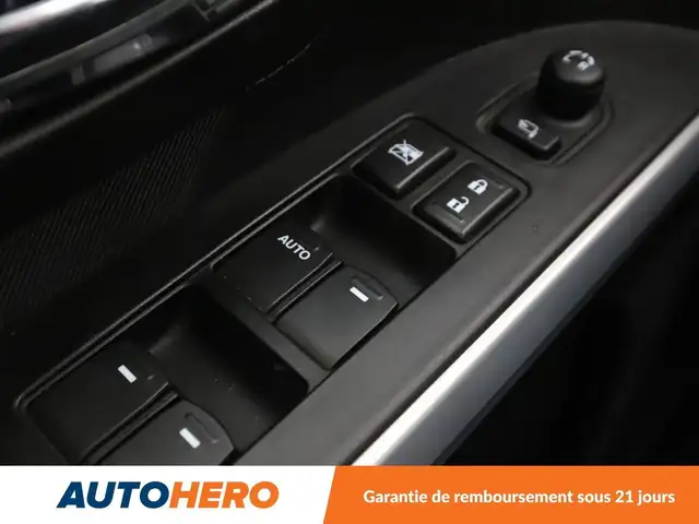Suzuki SX4 S-Cross view 27