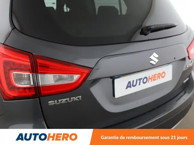 Suzuki SX4 S-Cross view 30