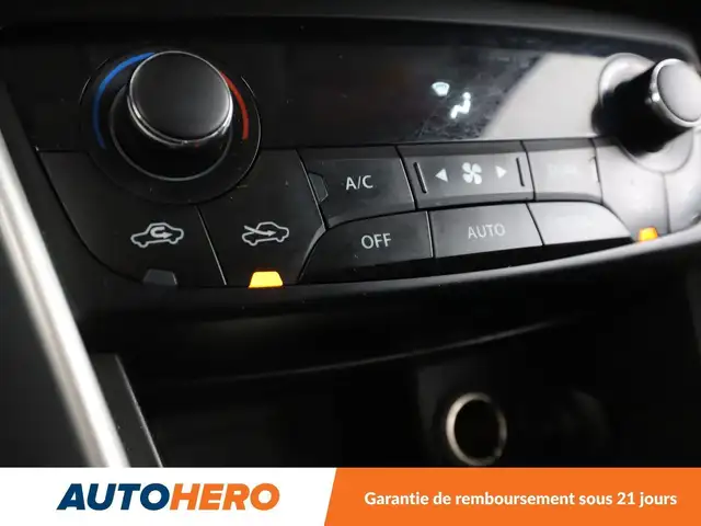 Suzuki SX4 S-Cross view 23