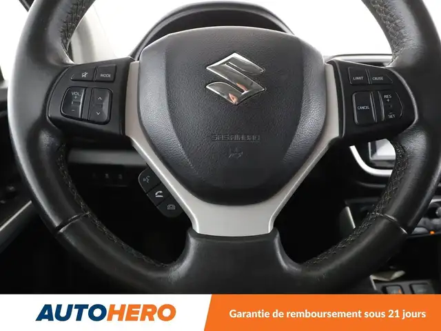 Suzuki SX4 S-Cross view 19