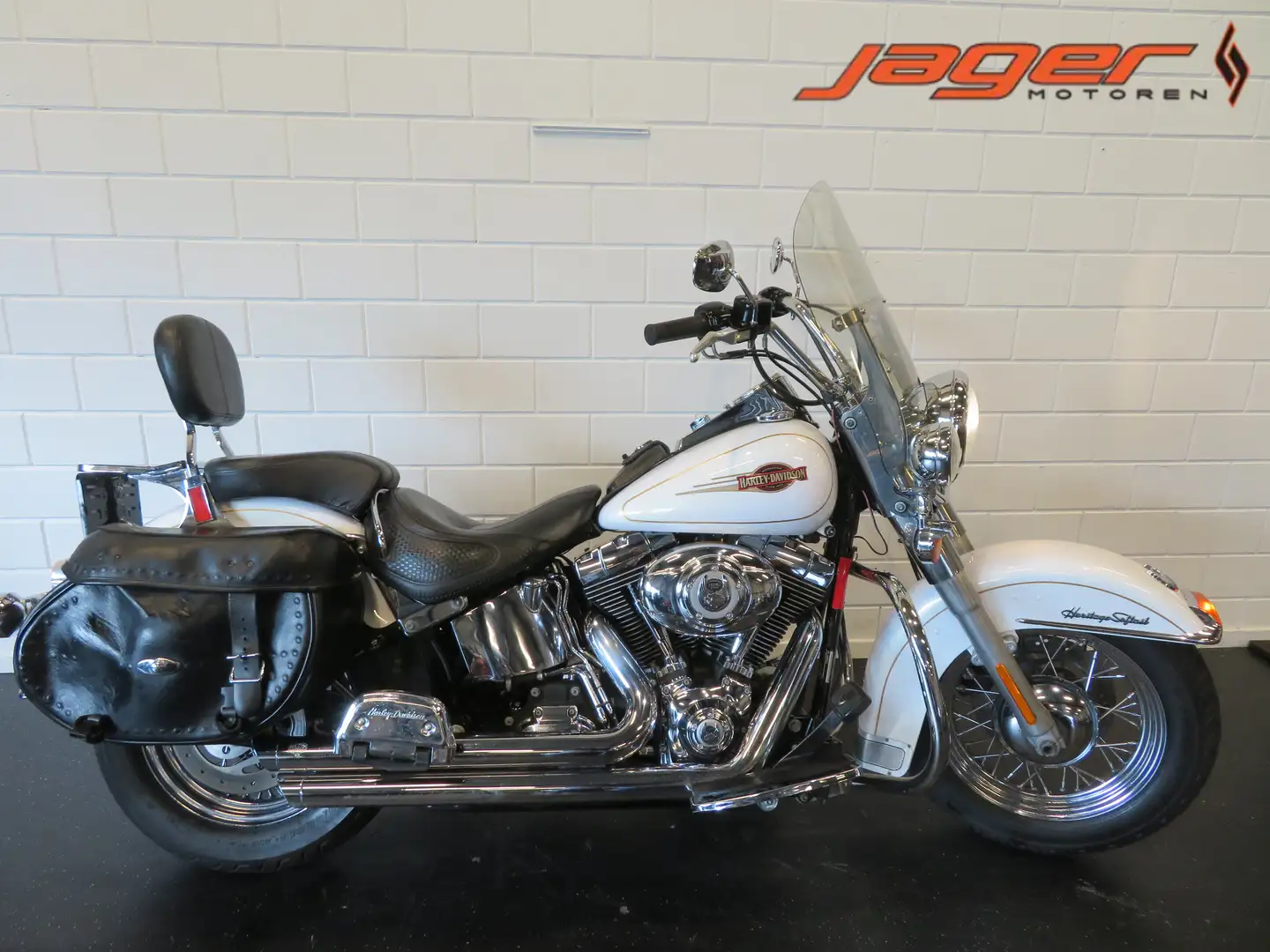 Harley-Davidson Heritage Softail FLSTC CLASSIC! Blanco - 1