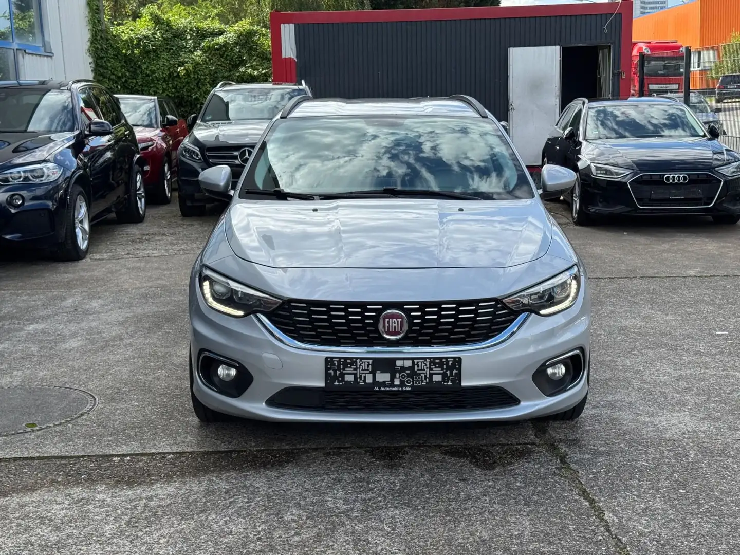 Fiat Tipo 1.6 diesel/ACC/Kamera/SHZ Grau - 2