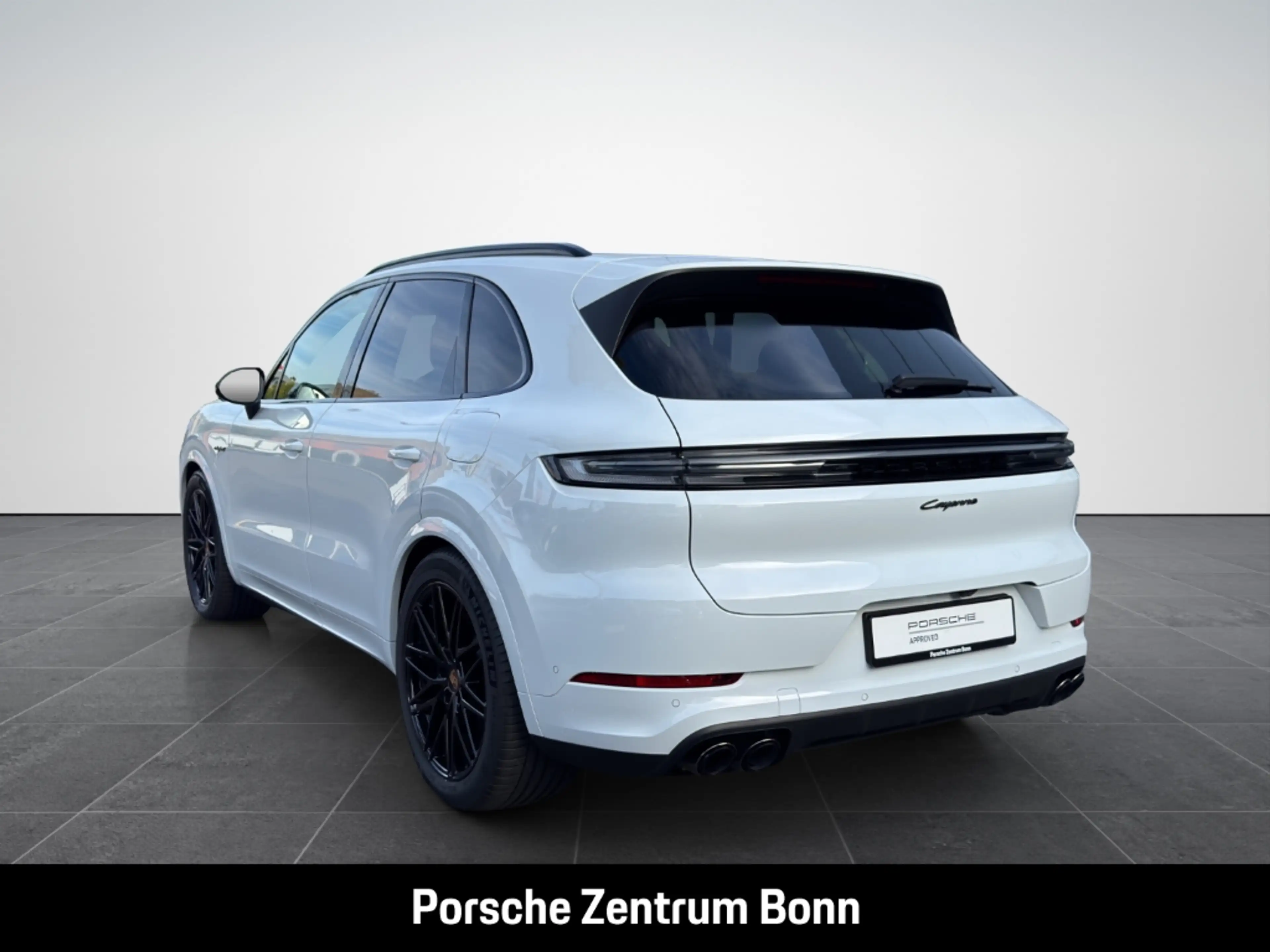 Porsche Cayenne E-Hybrid Black Edition InnoDrive Head-Up — photo 7