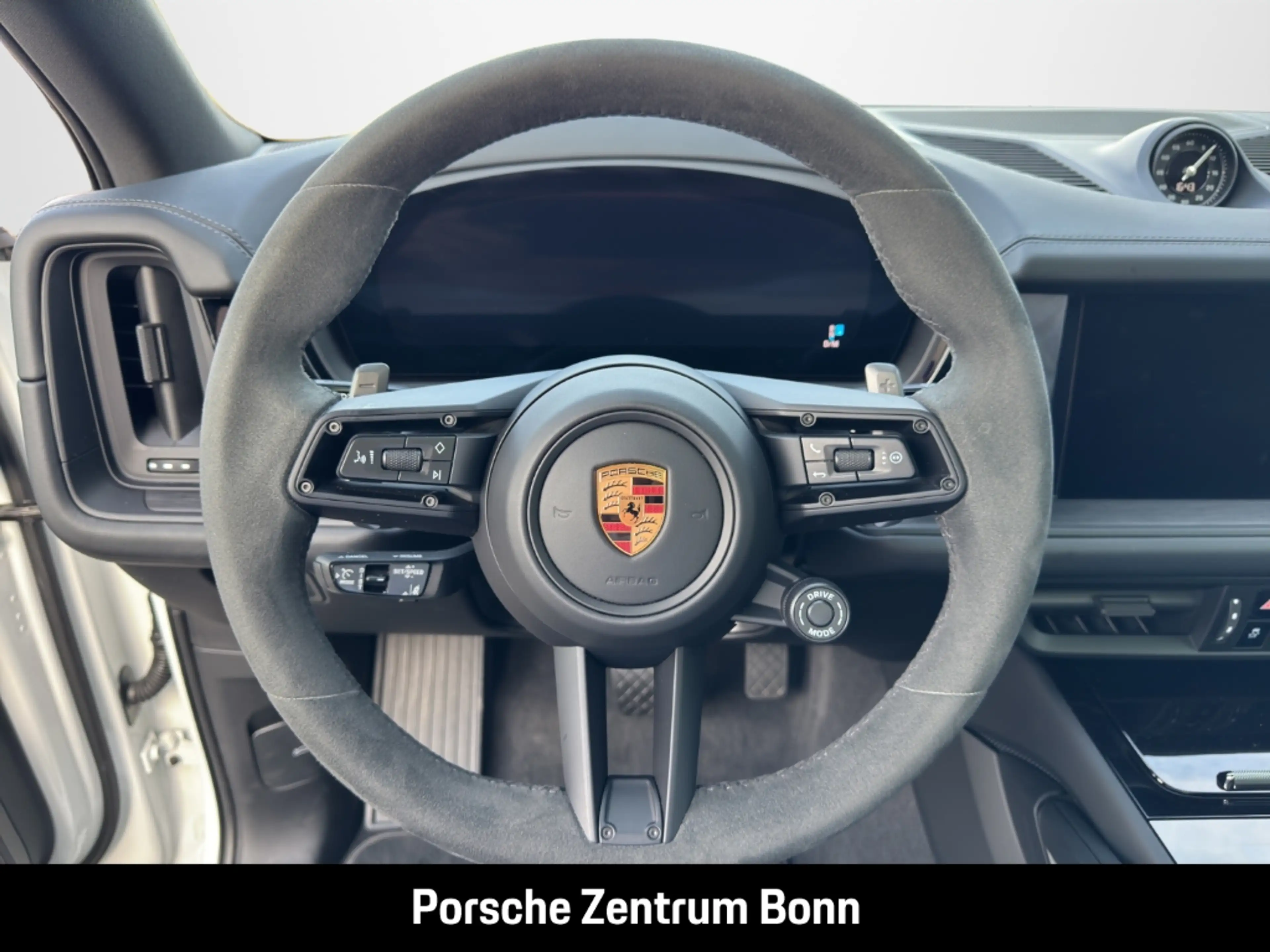Porsche Cayenne E-Hybrid Black Edition InnoDrive Head-Up — photo 10