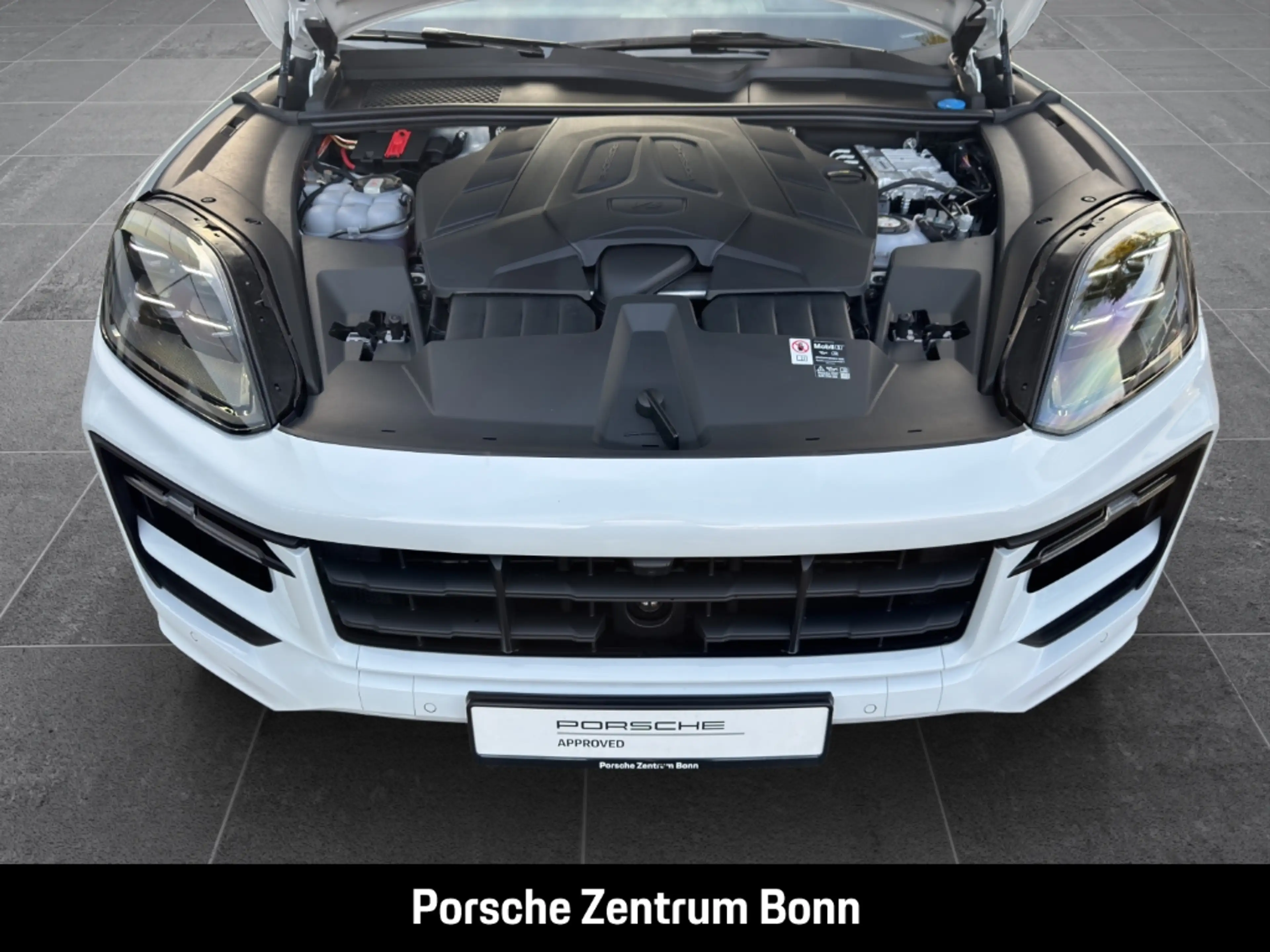 Porsche Cayenne E-Hybrid Black Edition InnoDrive Head-Up — photo 21
