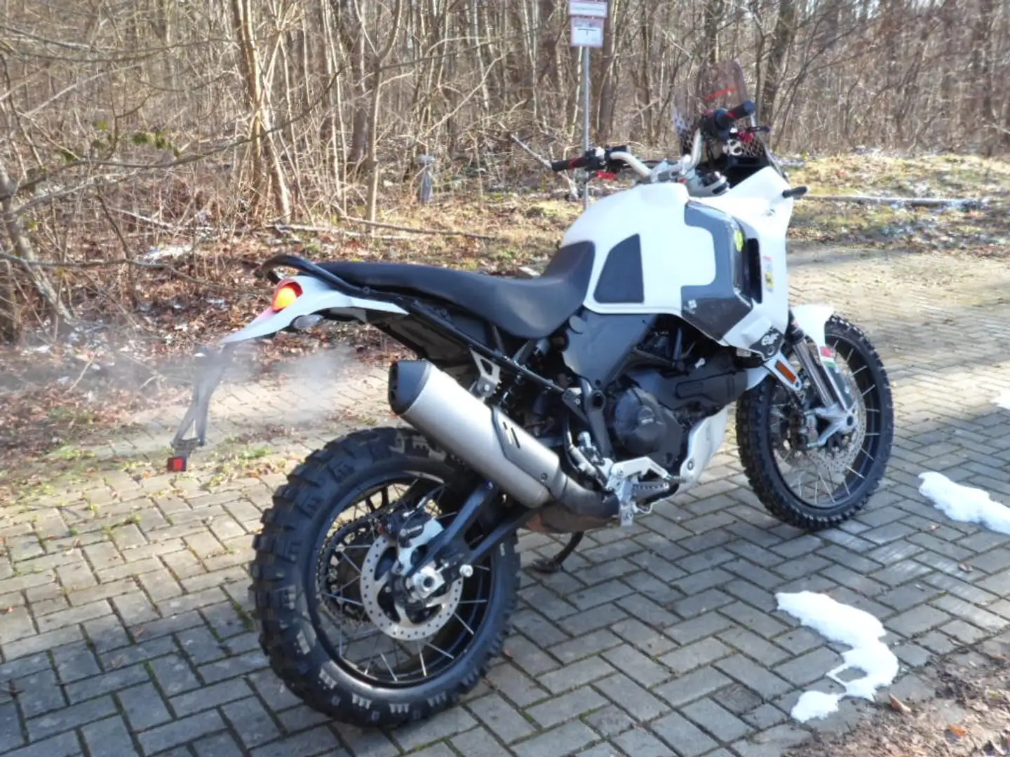 Ducati DesertX 950  Wilbers Federbein Blanco - 2