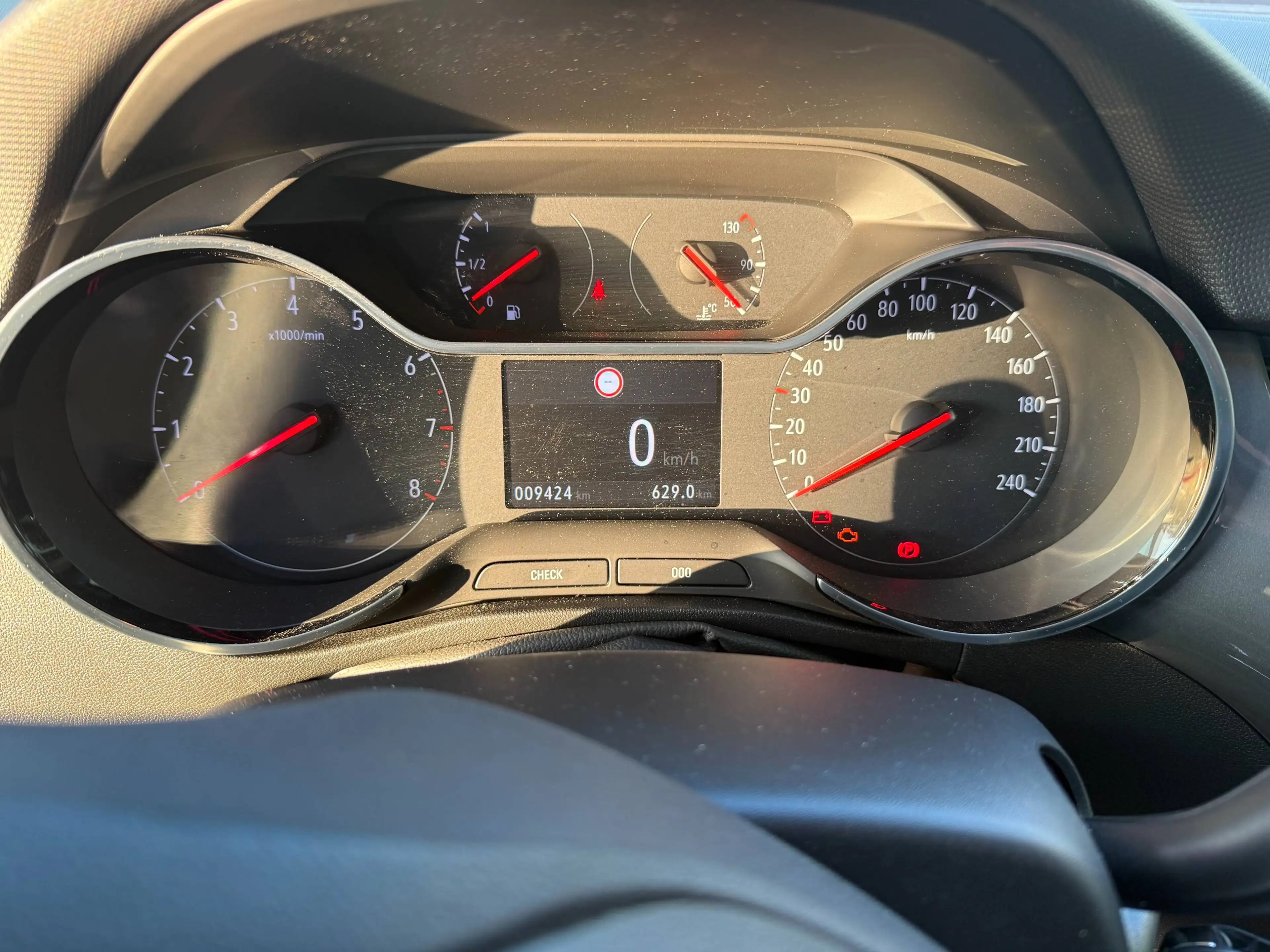 Opel Crossland X Elegance Paket — photo 14