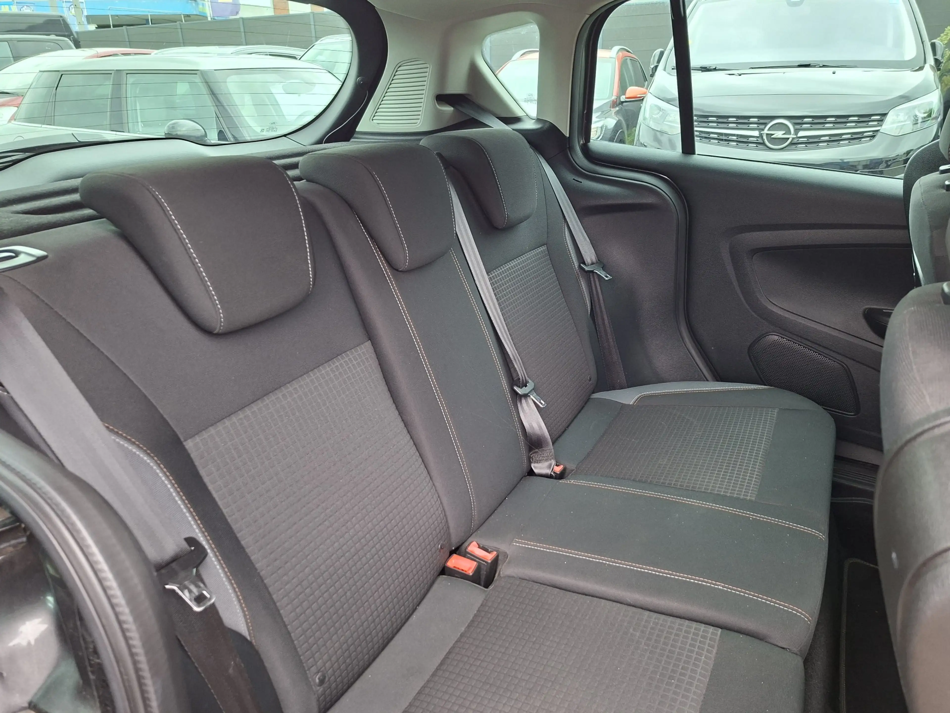 Ford B-Max B-Max 1.0 EcoBoost Sync Edition — photo 8