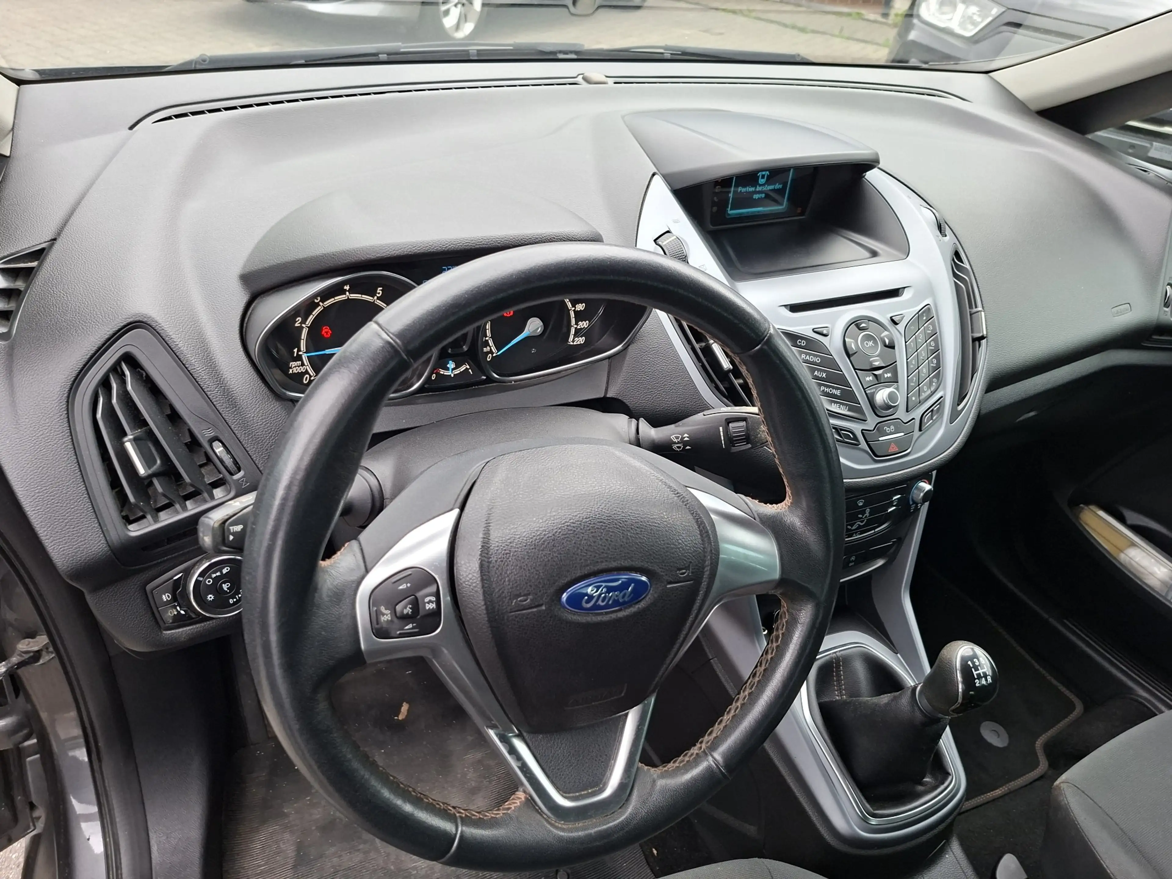 Ford B-Max B-Max 1.0 EcoBoost Sync Edition — photo 12