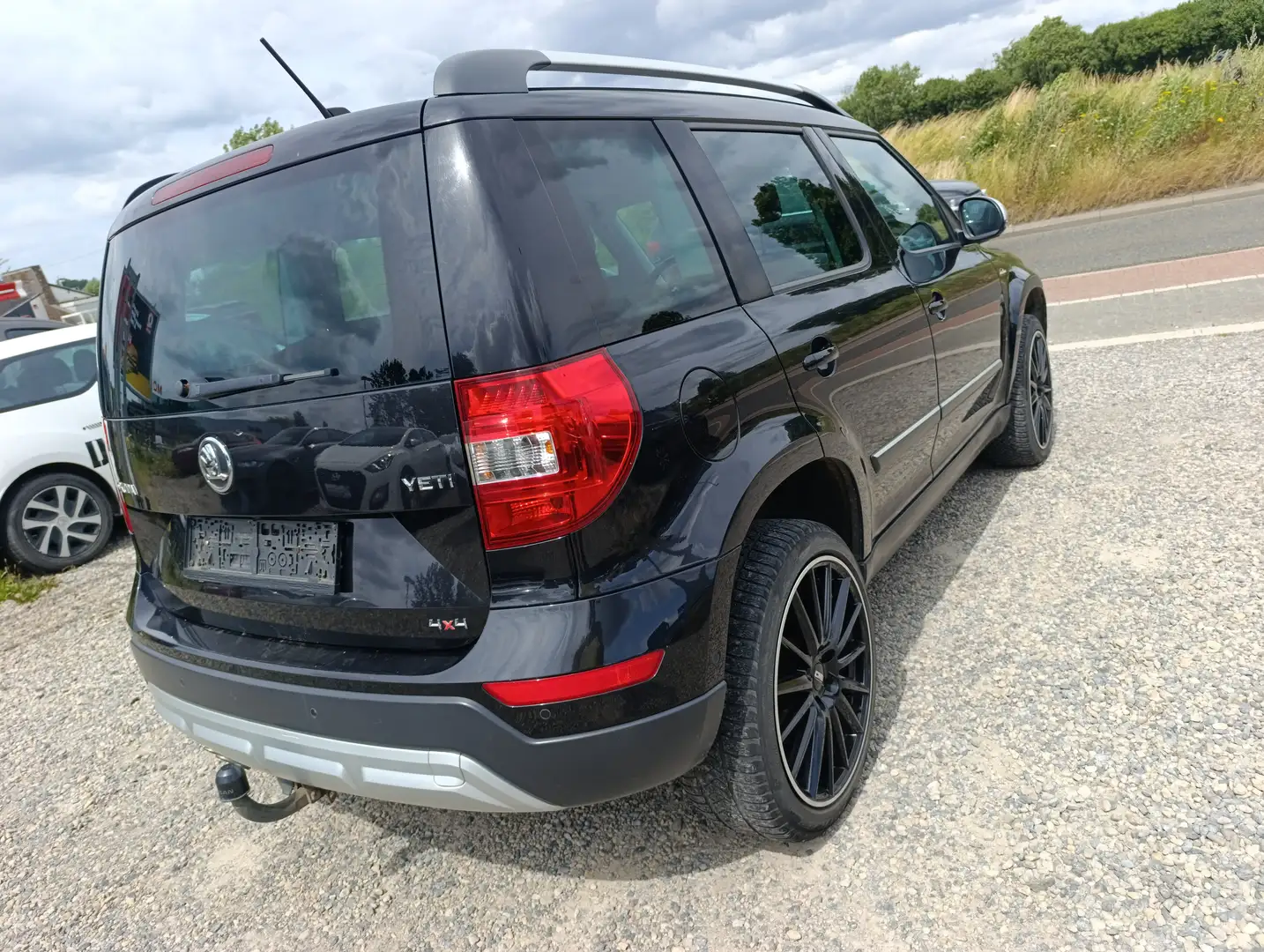 Skoda Yeti Yeti2LCR TDi 4x4DSG AUTOMATIQUE/GARANTIE12M/EURO5B - 2
