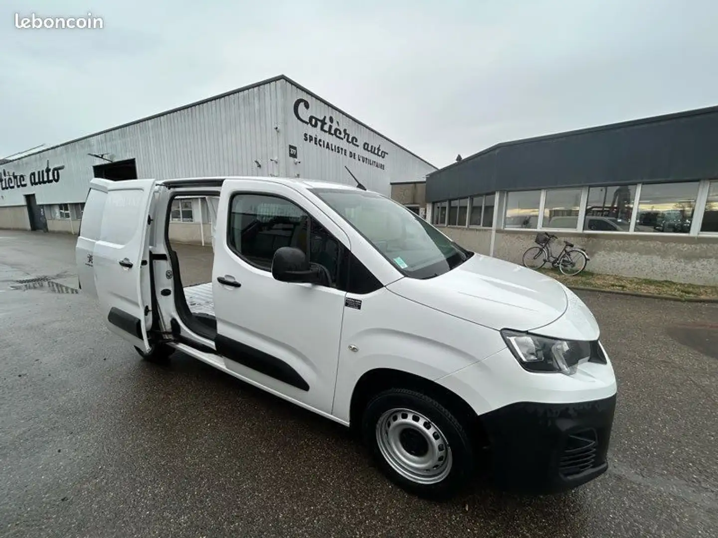 Peugeot Partner 9990 ht 1.2 110cv distribution neuve Wit - 1