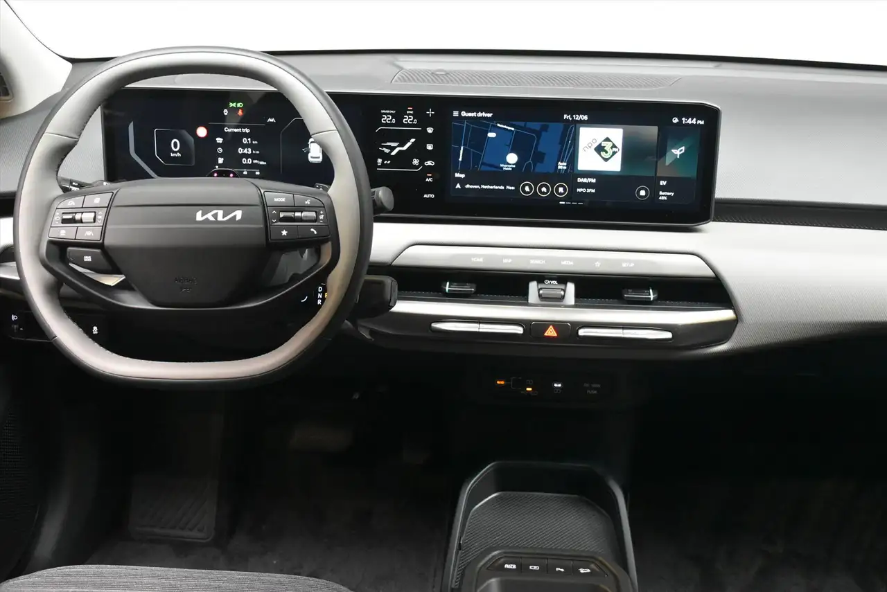 Kia EV4 2026 — фото 10