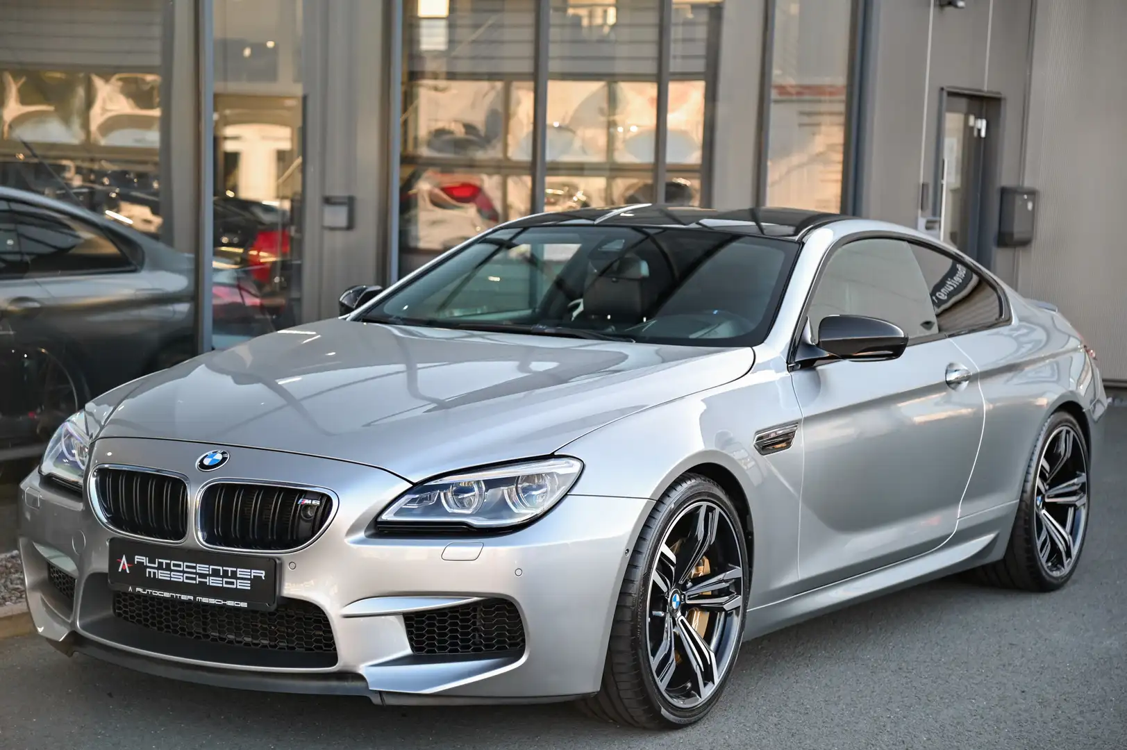 BMW M6 Coupe Competition M-Sitze* Keramik* B&O* TV* Silber - 2