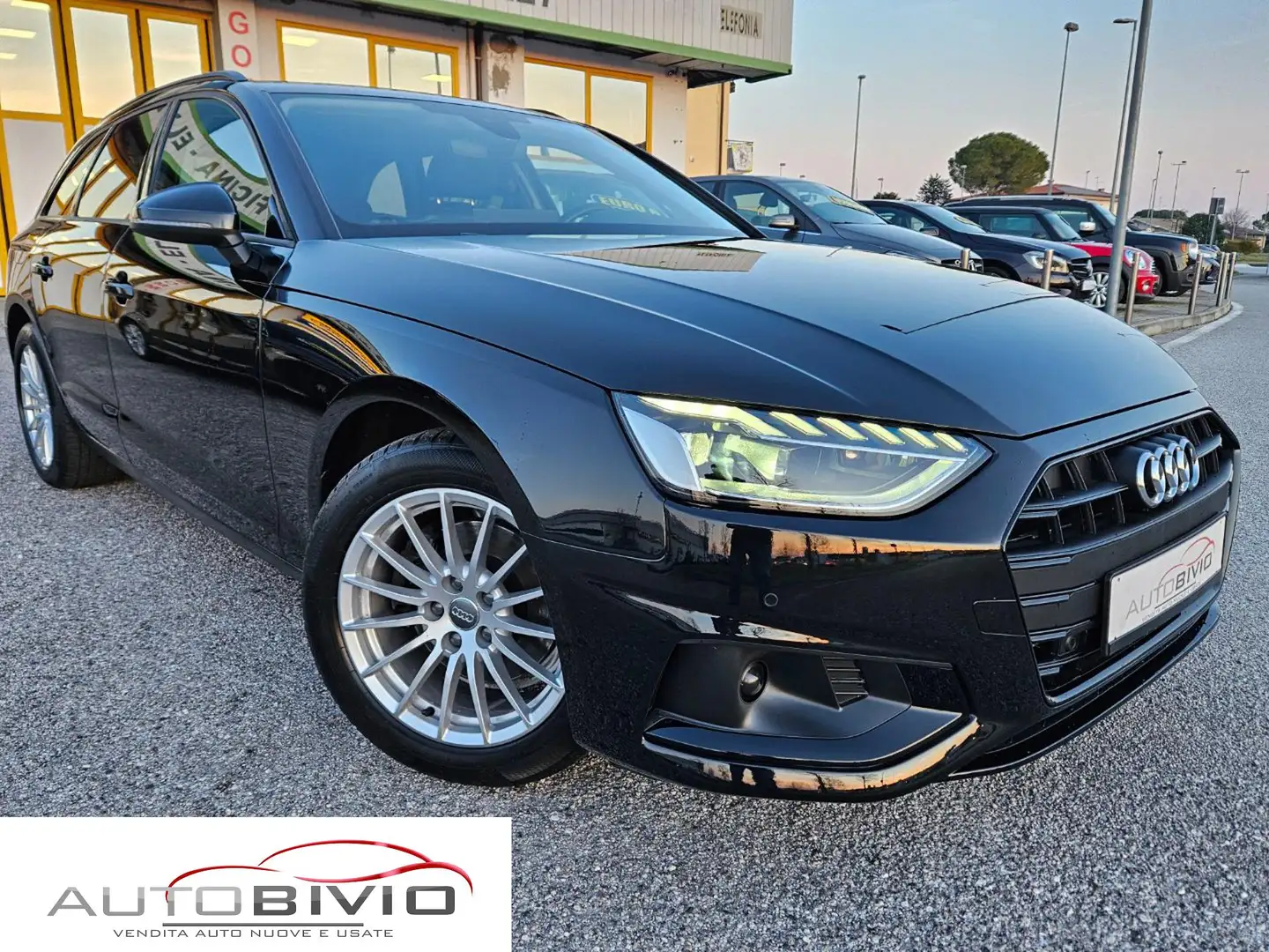 Audi A4 Avant 35 TDI/163 CV S tronic Business/LED Zwart - 1