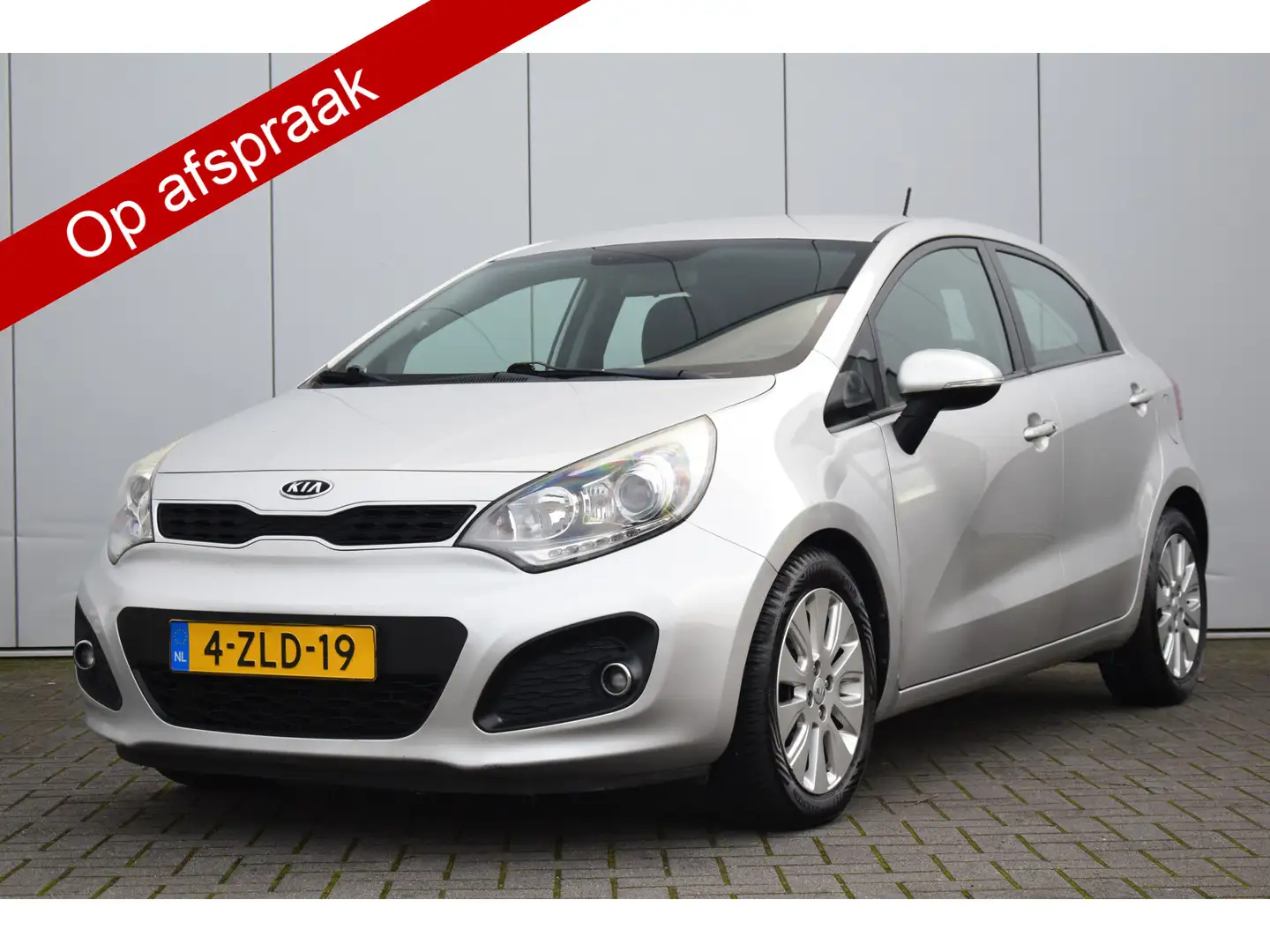 Kia Rio 1.2 CVVT Super Pack Navi/Camera Pdc Ecc Cruise Grau - 1