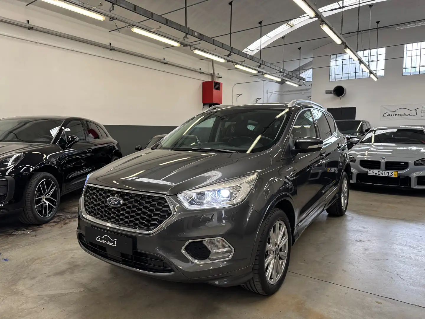 Ford Kuga 2.0 tdci Vignale s TAGLIANDI Szürke - 1