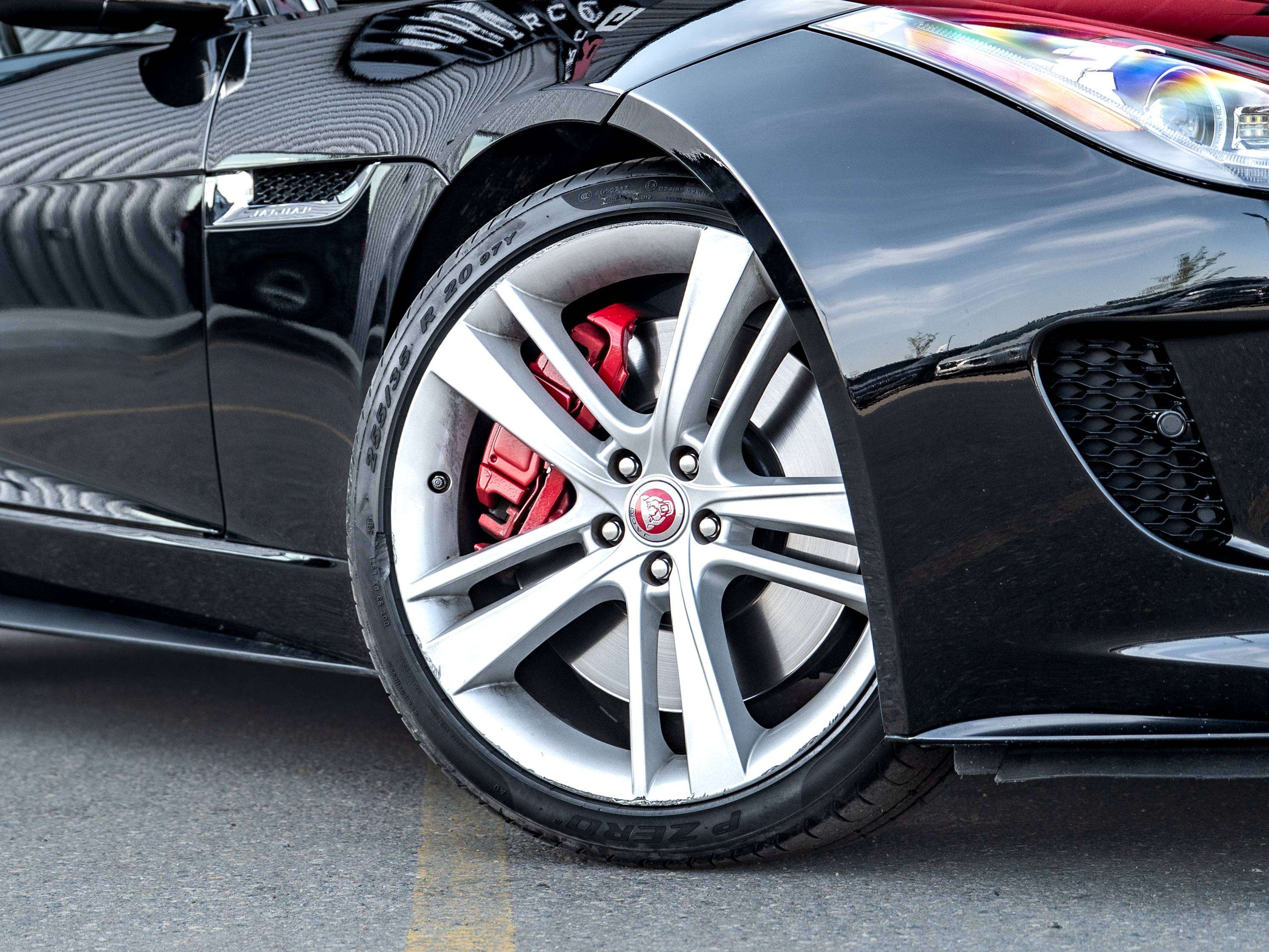 2015 Jaguar F-Type Convertible