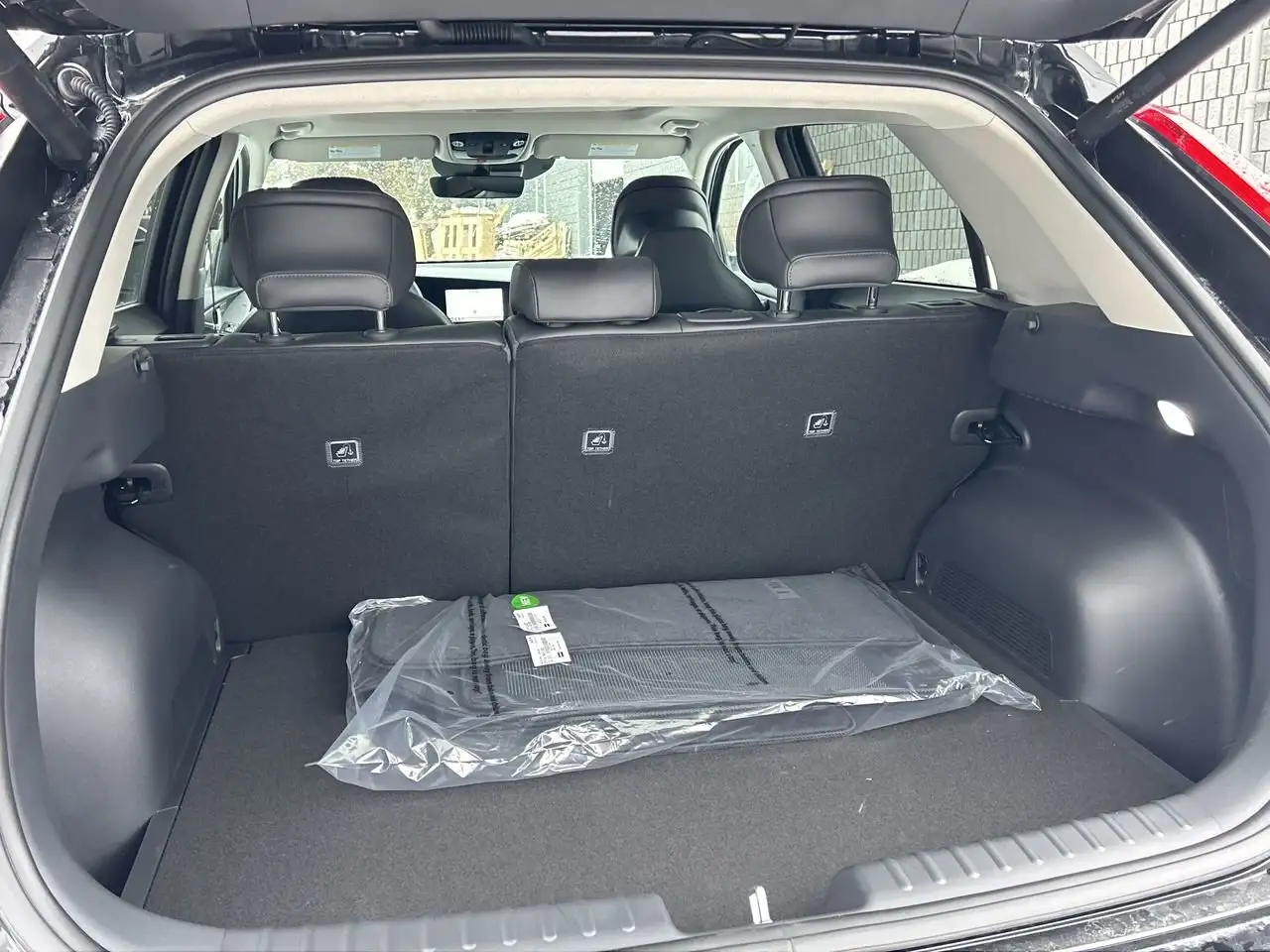 Kia Niro снимка Kia Niro